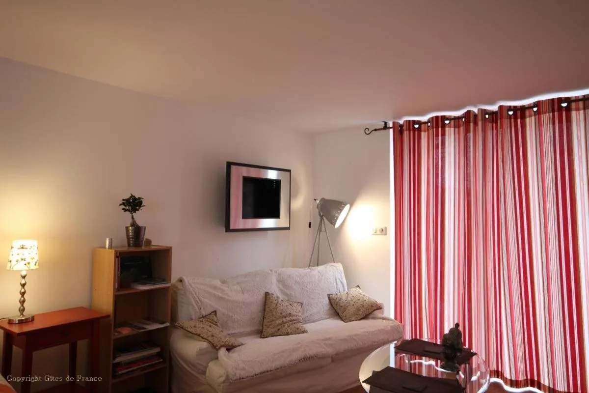 Seating area in L'Escale du Banquet