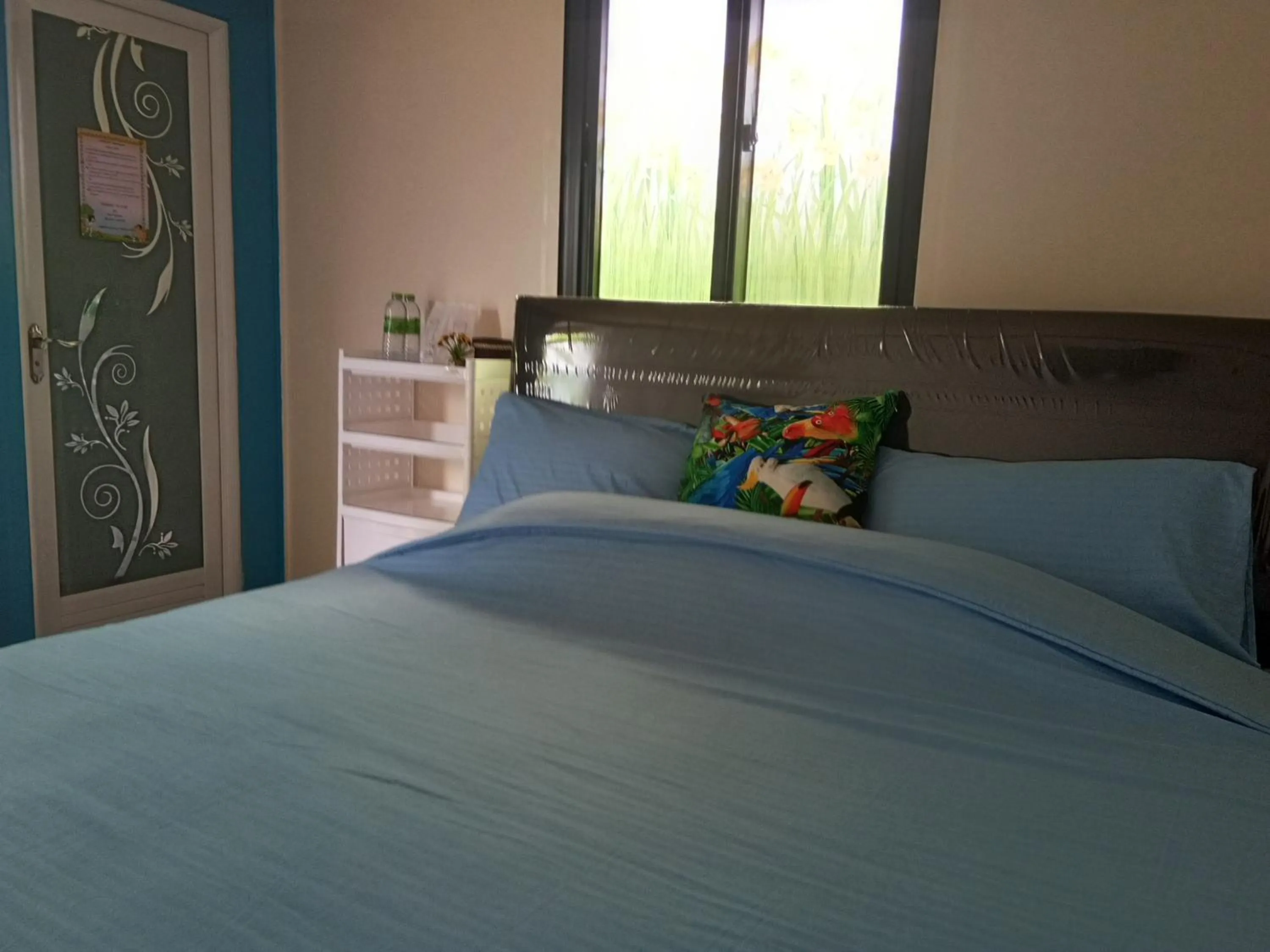 Bed in 4 seasons mini house