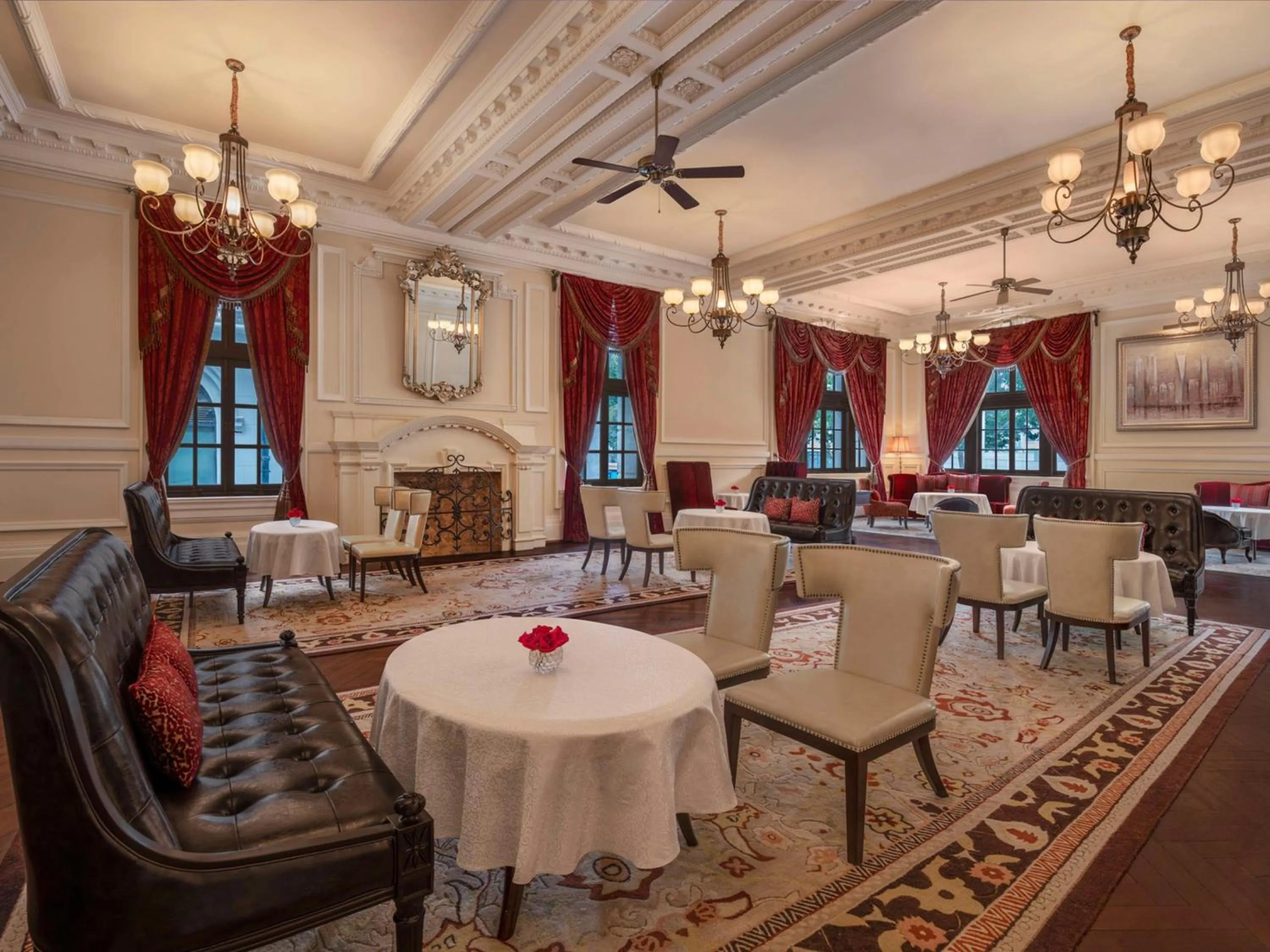 Restaurant/places to eat in Waldorf Astoria Shanghai on the Bund