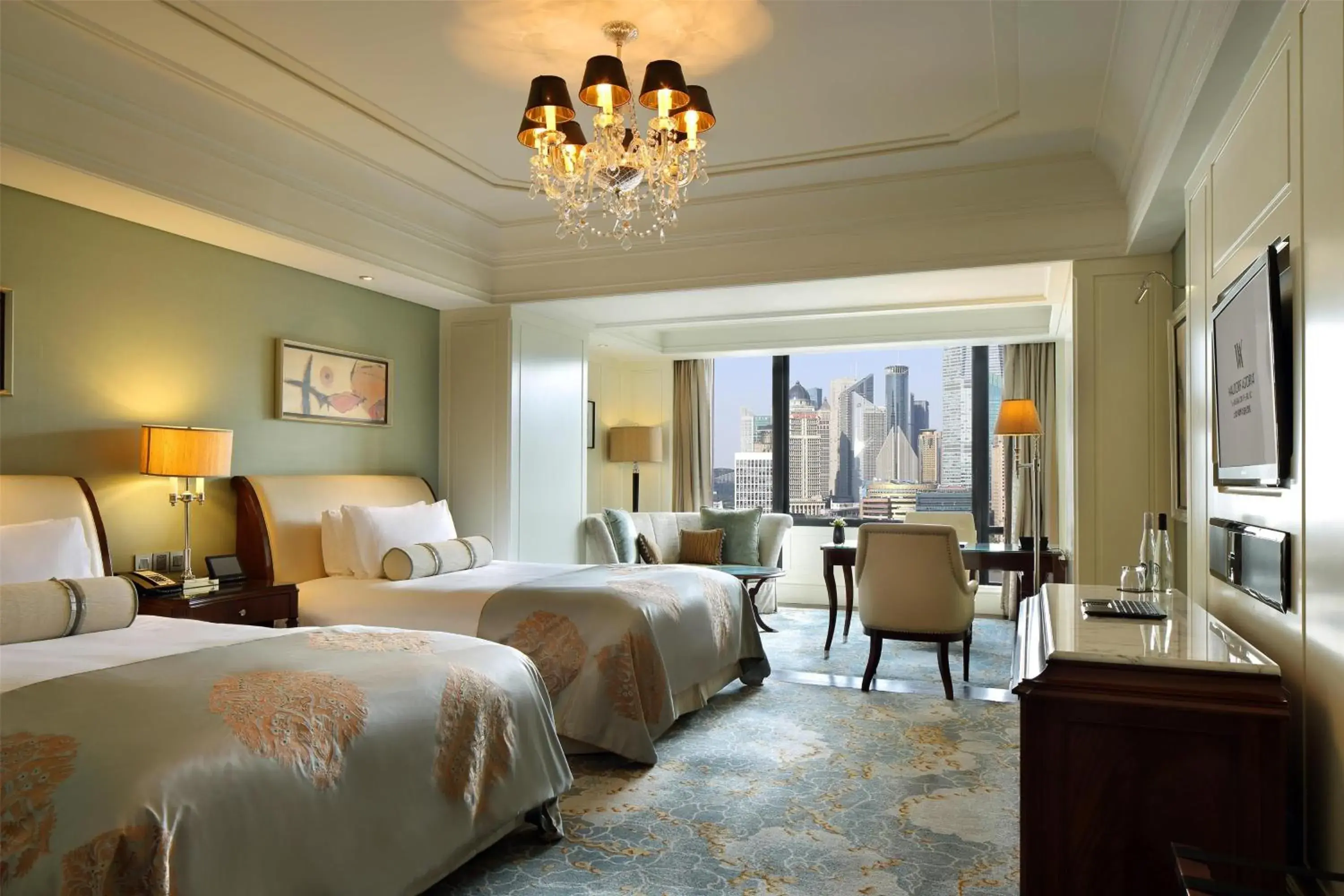 Deluxe Queen Room with Two Queen Beds in Waldorf Astoria Shanghai on the Bund Deluxe Queen Room with Two Queen Beds in Waldorf Astoria Shanghai on the Bund