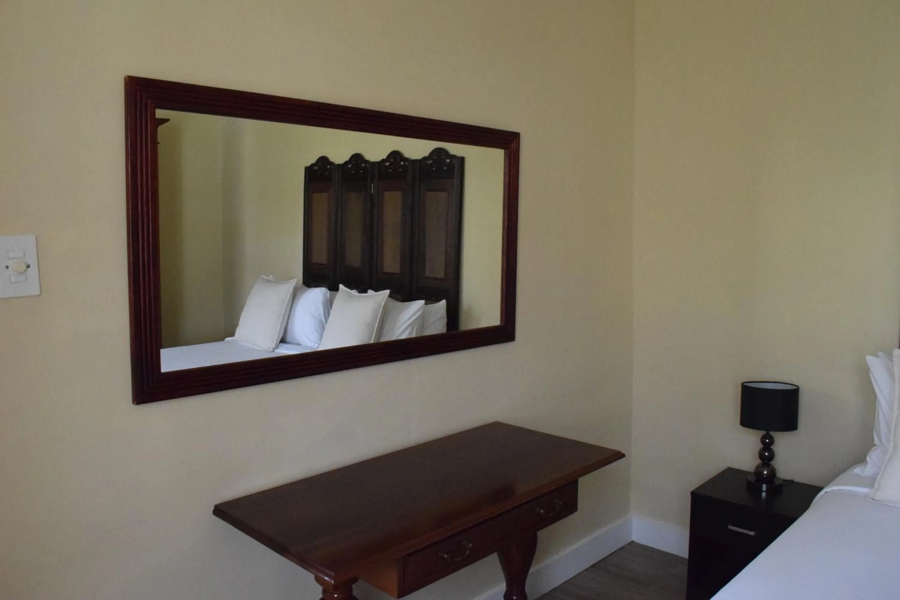 Bed in Arcangeli Wines