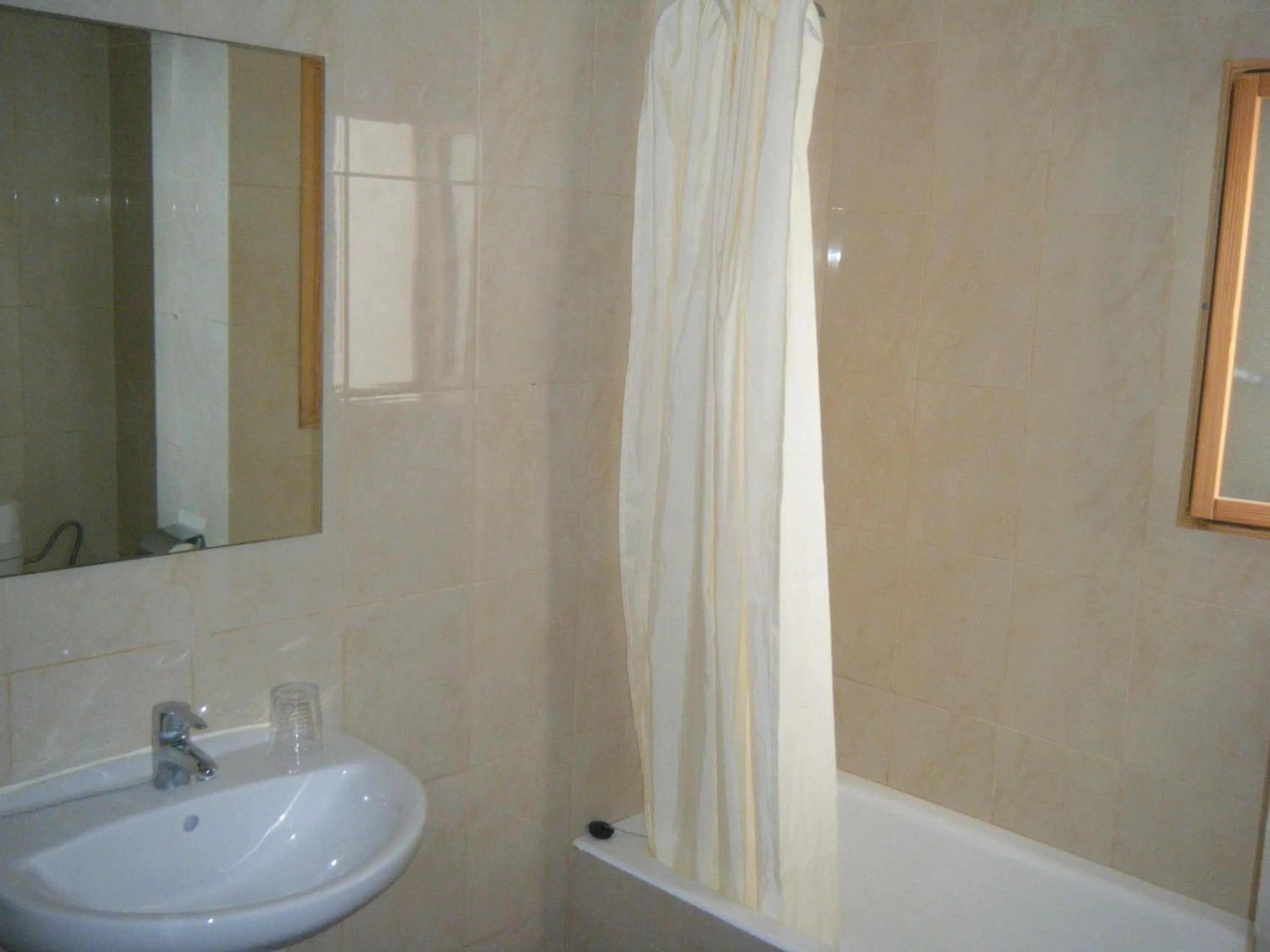 Bathroom in Casthotels The Hostal Tierramar