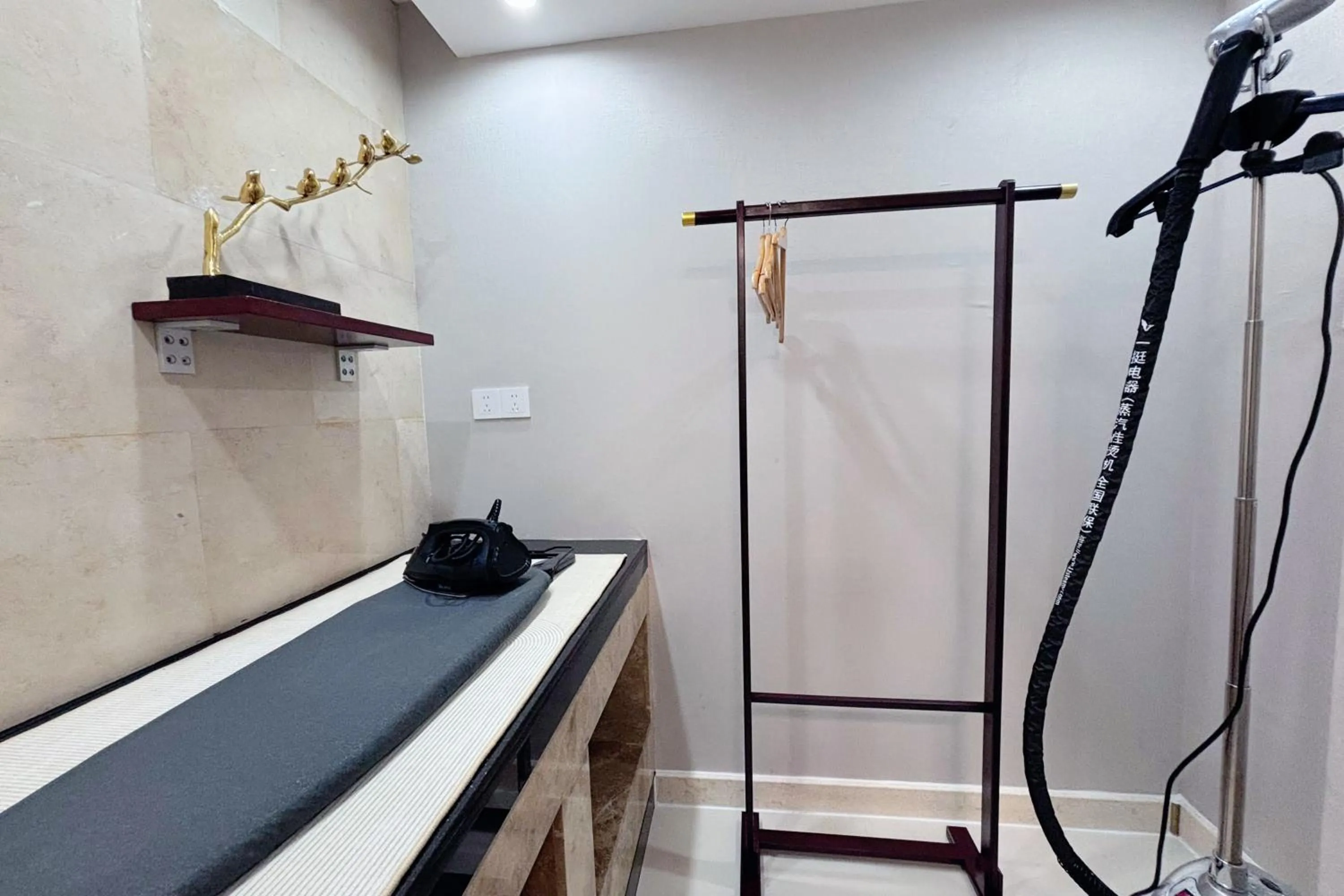 washing machine in Grand Skylight Hotel Shenzhen Zhonghang