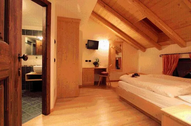 Photo of the whole room, Bed in Hotel Fonte Dei Veli