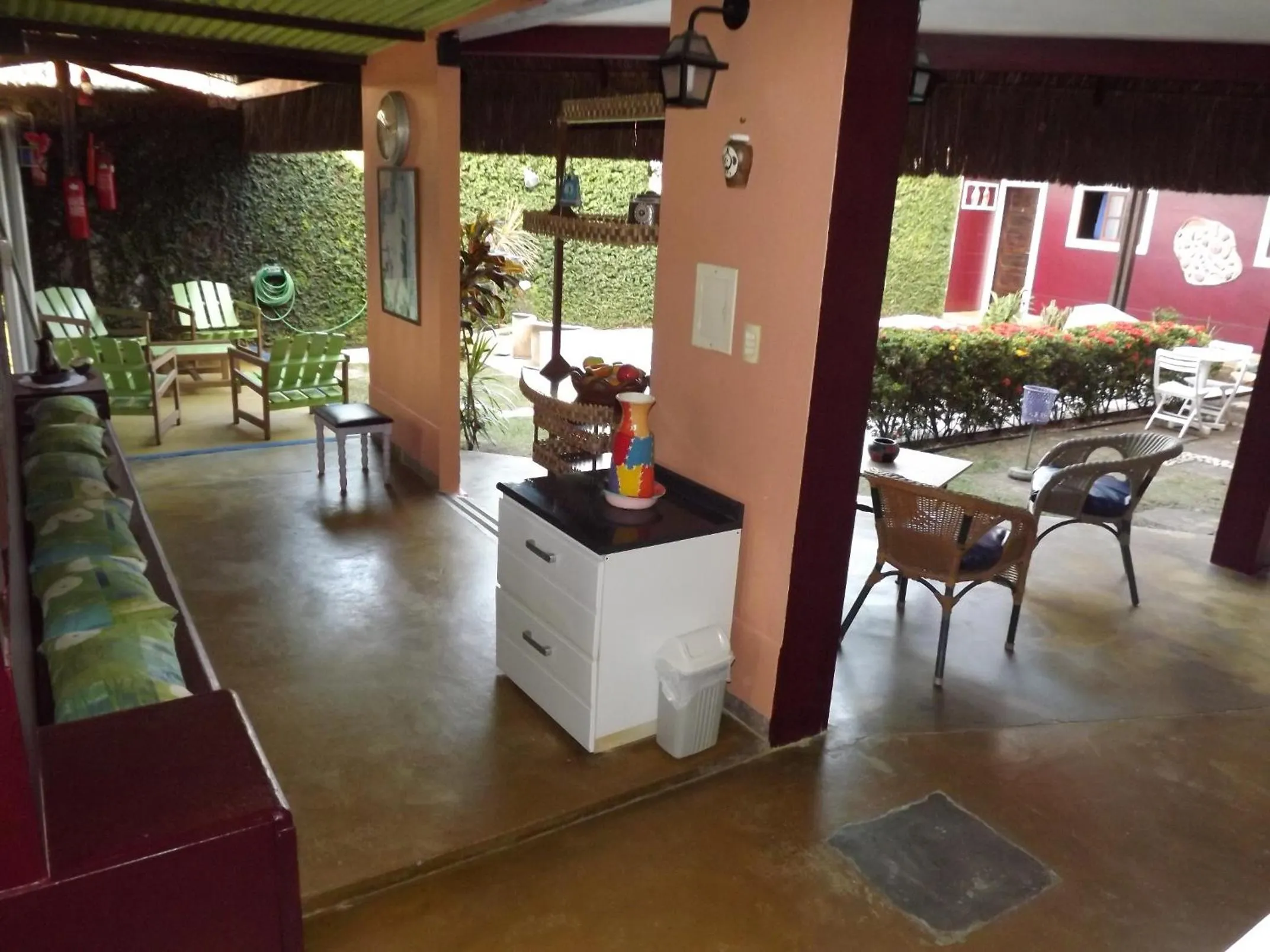 Restaurant/places to eat in Bela Silvia Pousada