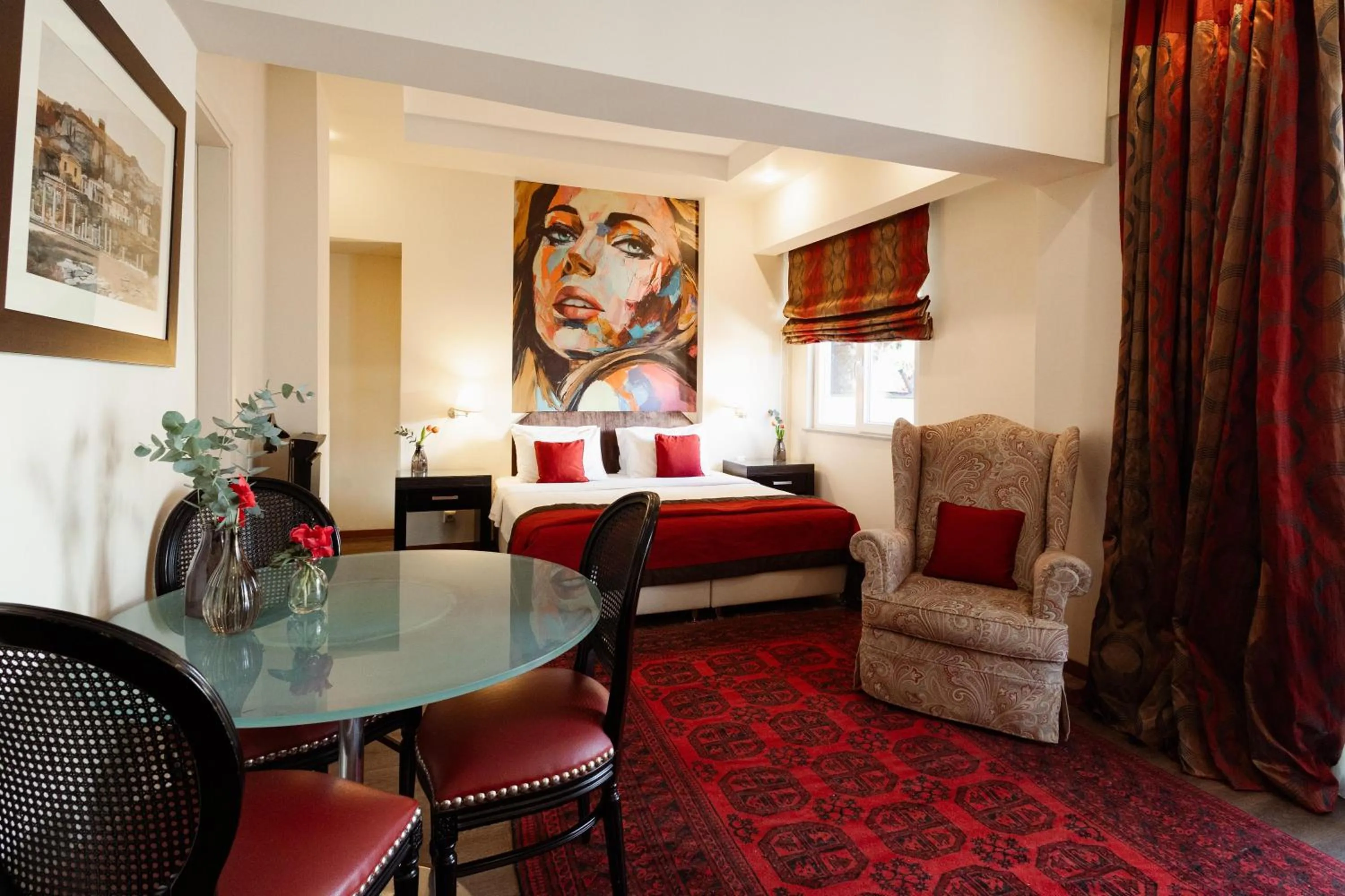 Photo of the whole room, Bed in Best Western Plus Embassy Hotel