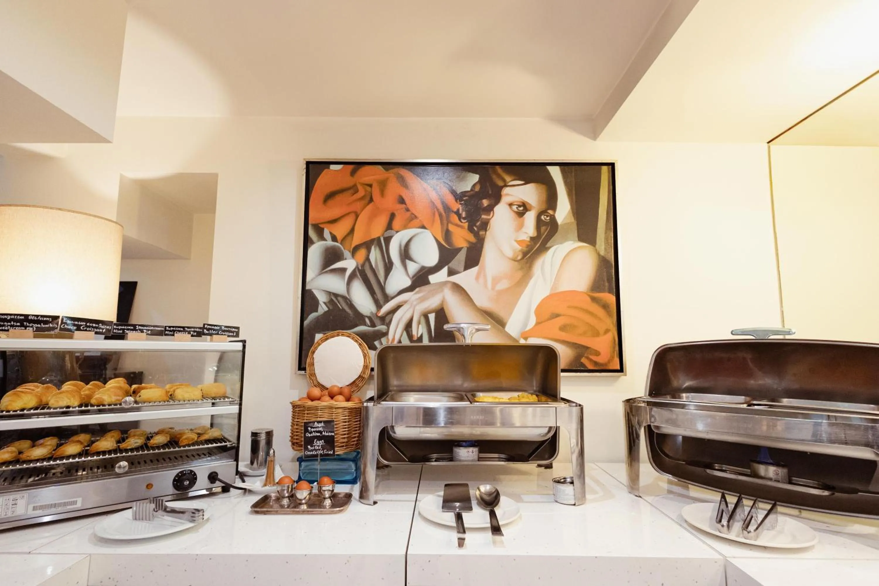 Breakfast in Best Western Plus Embassy Hotel