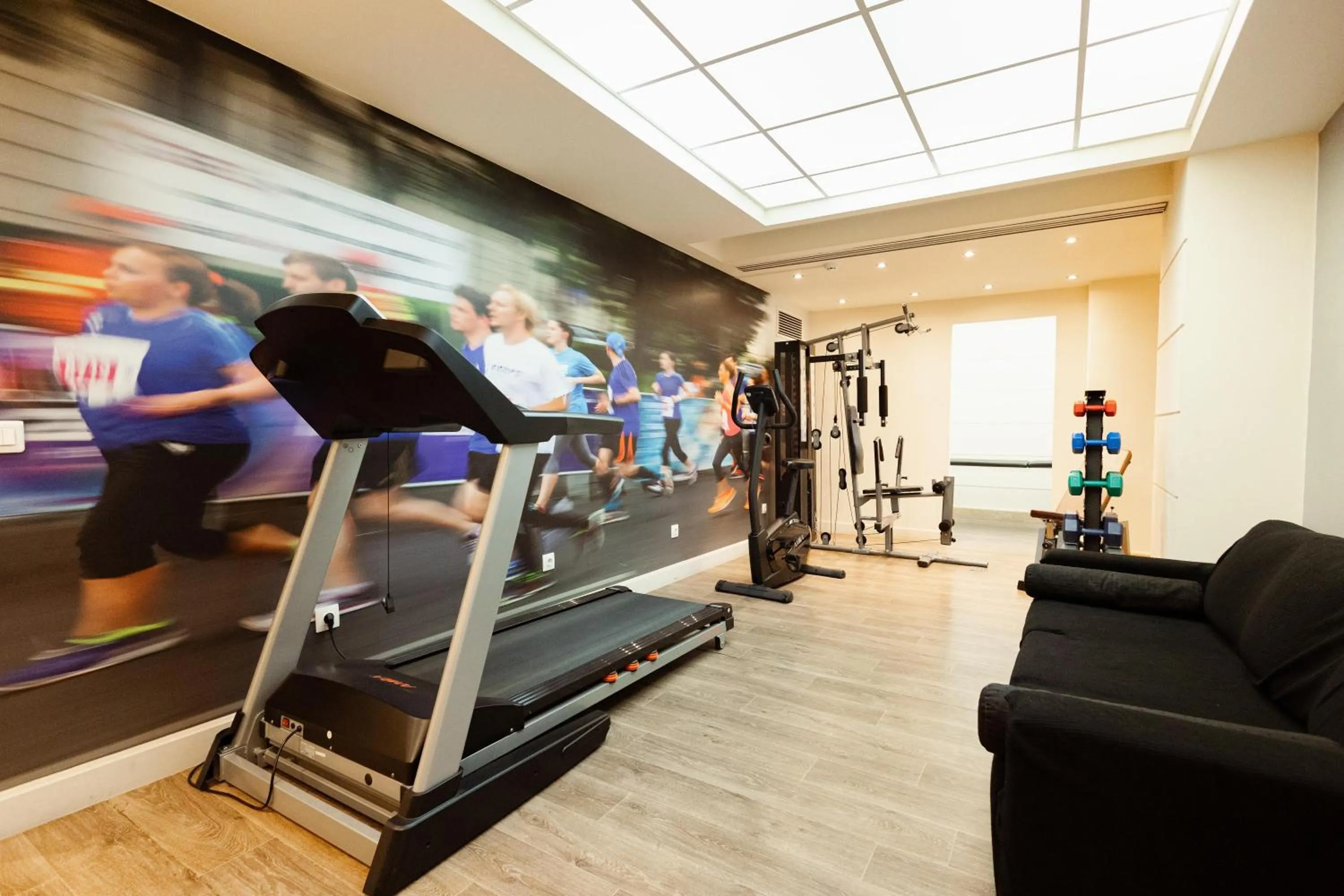 Fitness centre/facilities in Best Western Plus Embassy Hotel