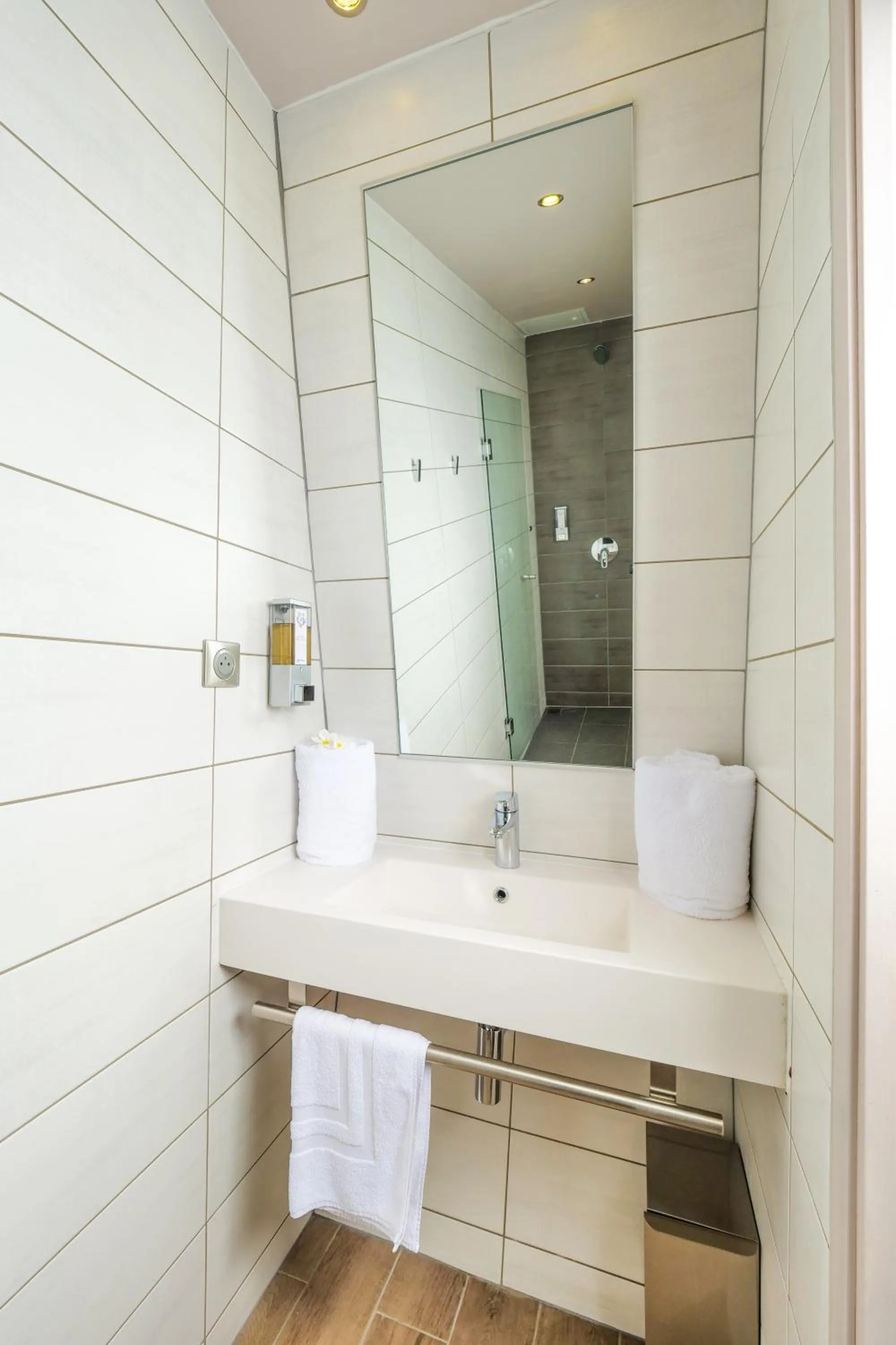 Bathroom in Gondwana City Green