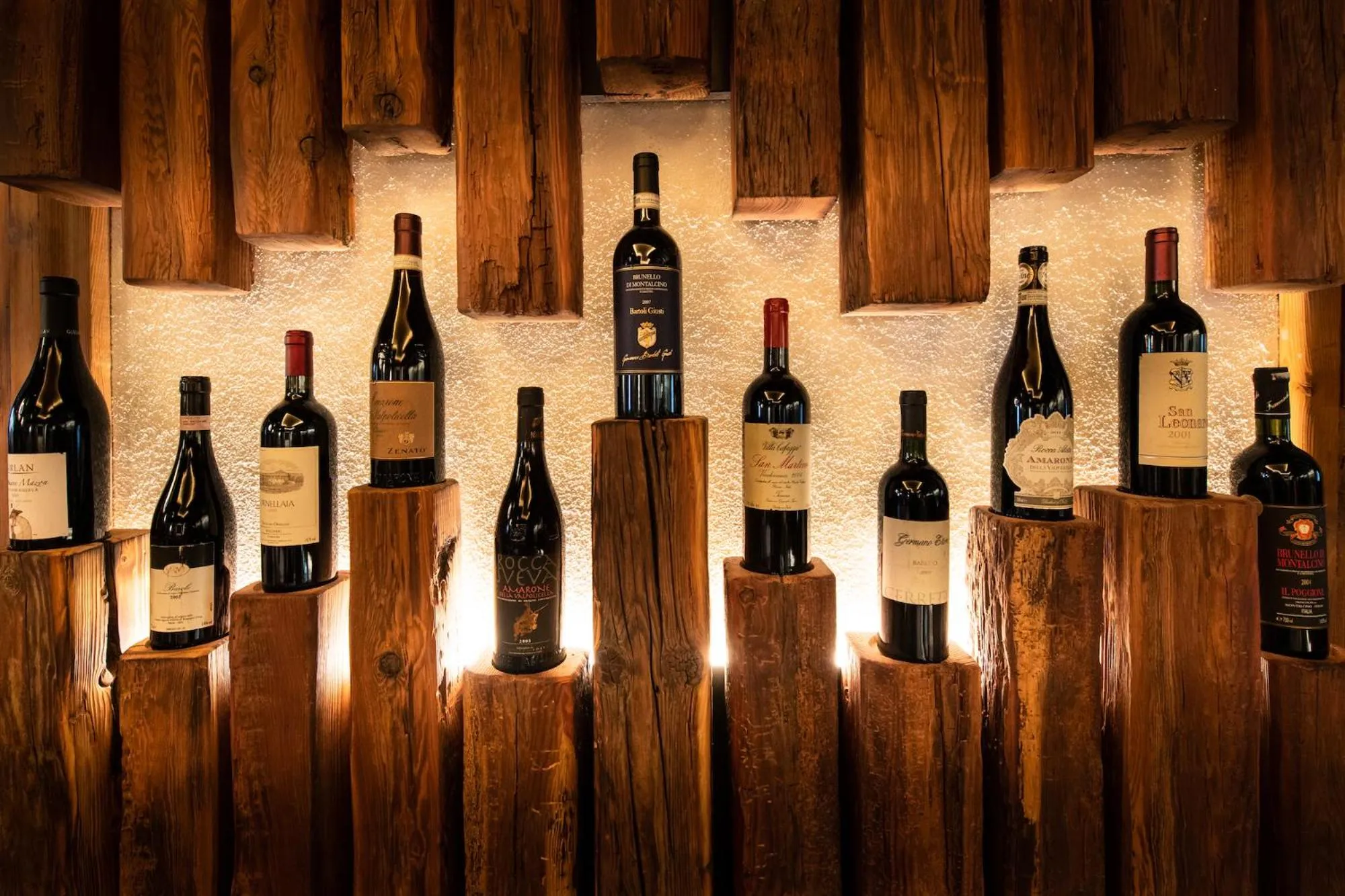 Restaurant/places to eat in Hotel Stella