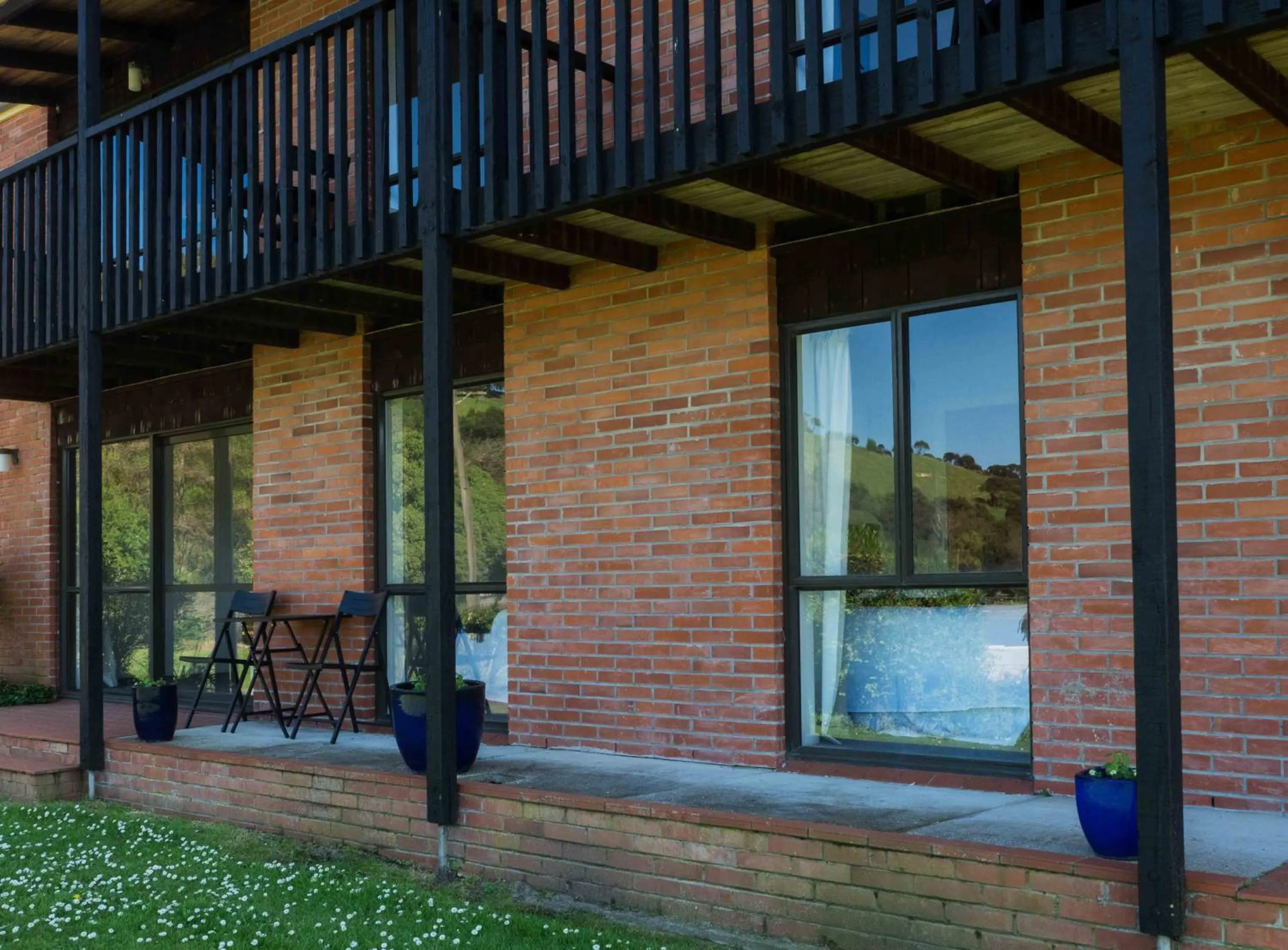 Property building in Duvauchelle Seaside Motel