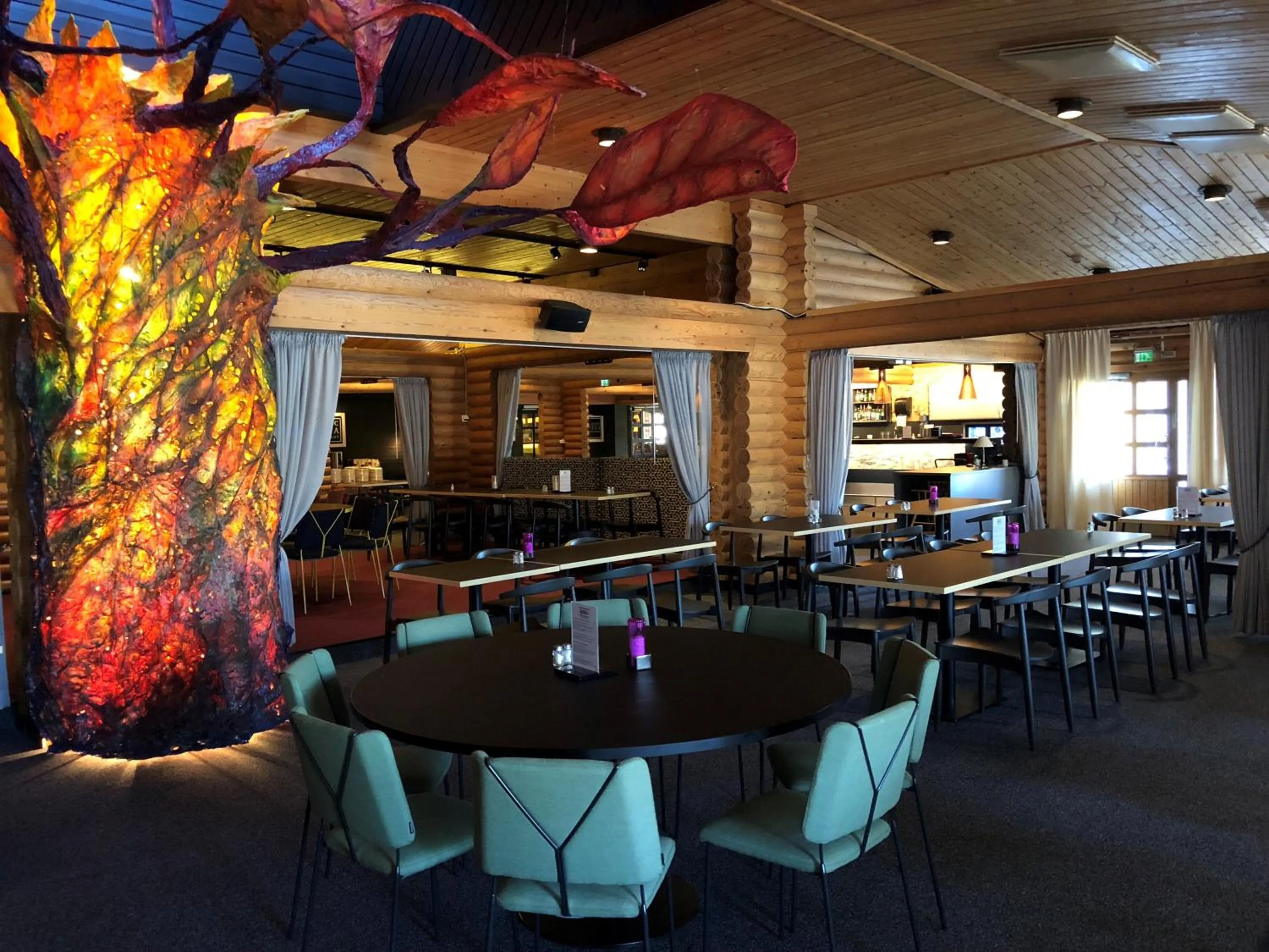 Restaurant/places to eat in Levi Hotel Spa