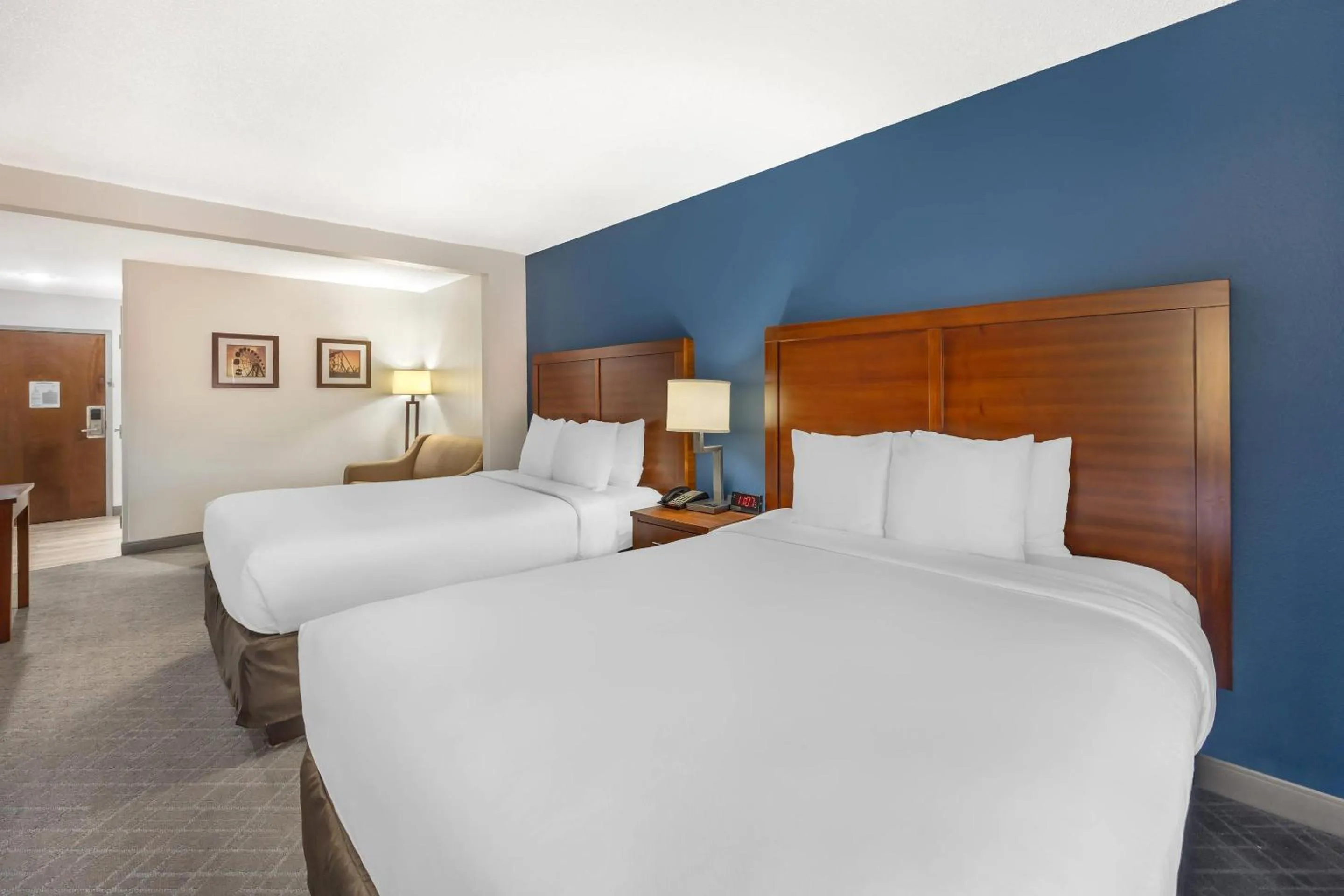 Bedroom, Bed in Comfort Inn & Suites Chattanooga West - Lookout Mountain