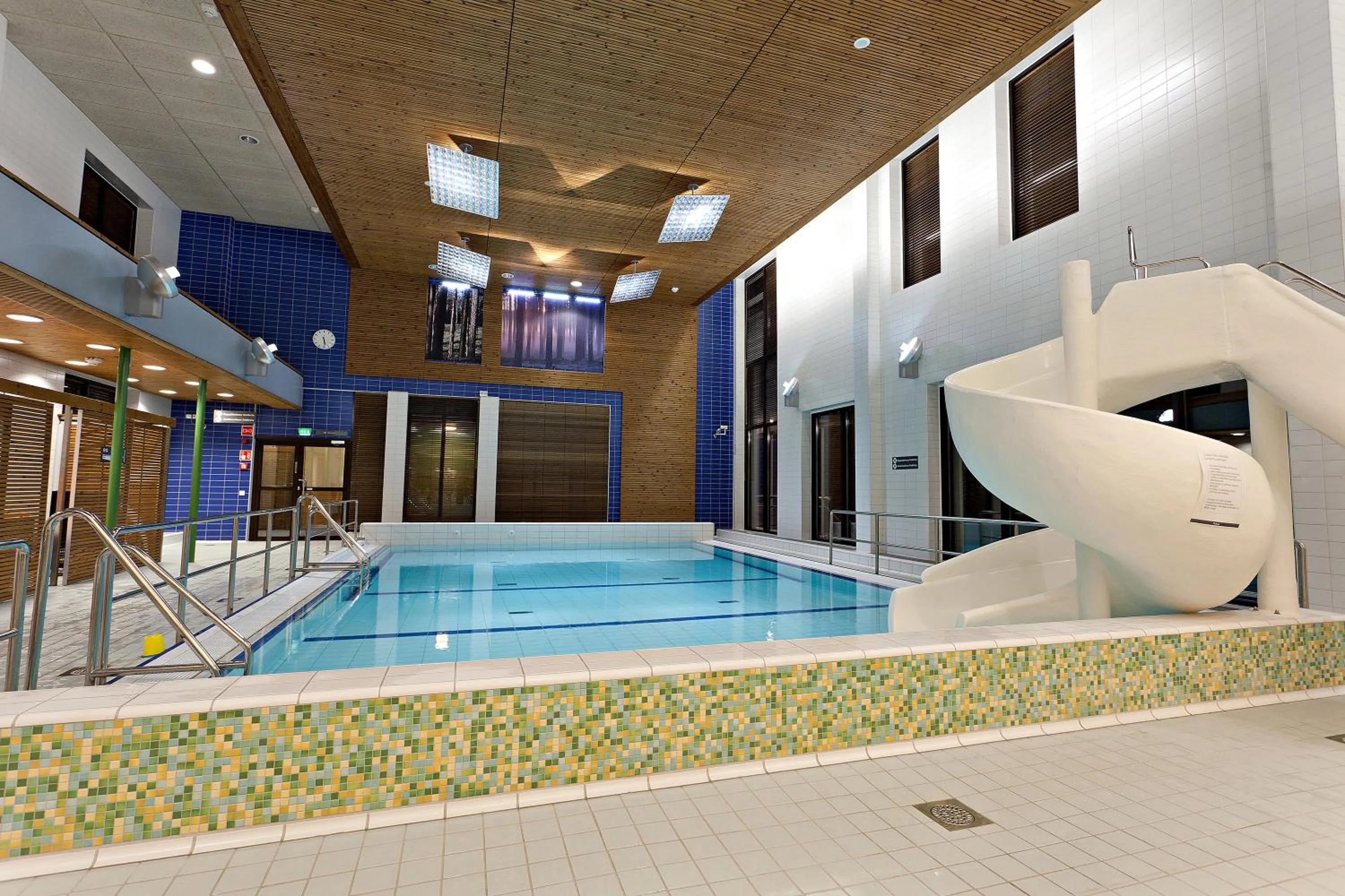 Swimming pool in Rokua Health & Spa