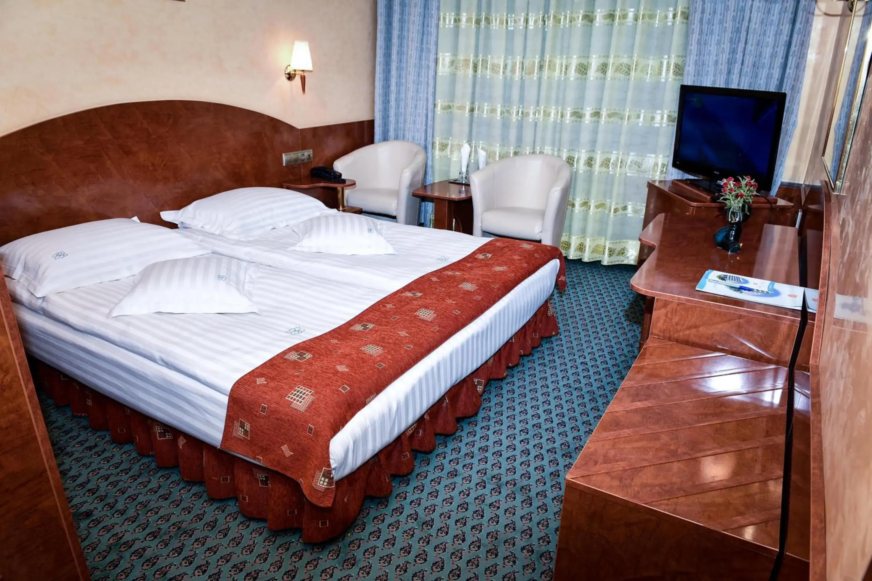 Standard Double or Twin Room in Hotel Carpati Standard Double or Twin Room in Hotel Carpati