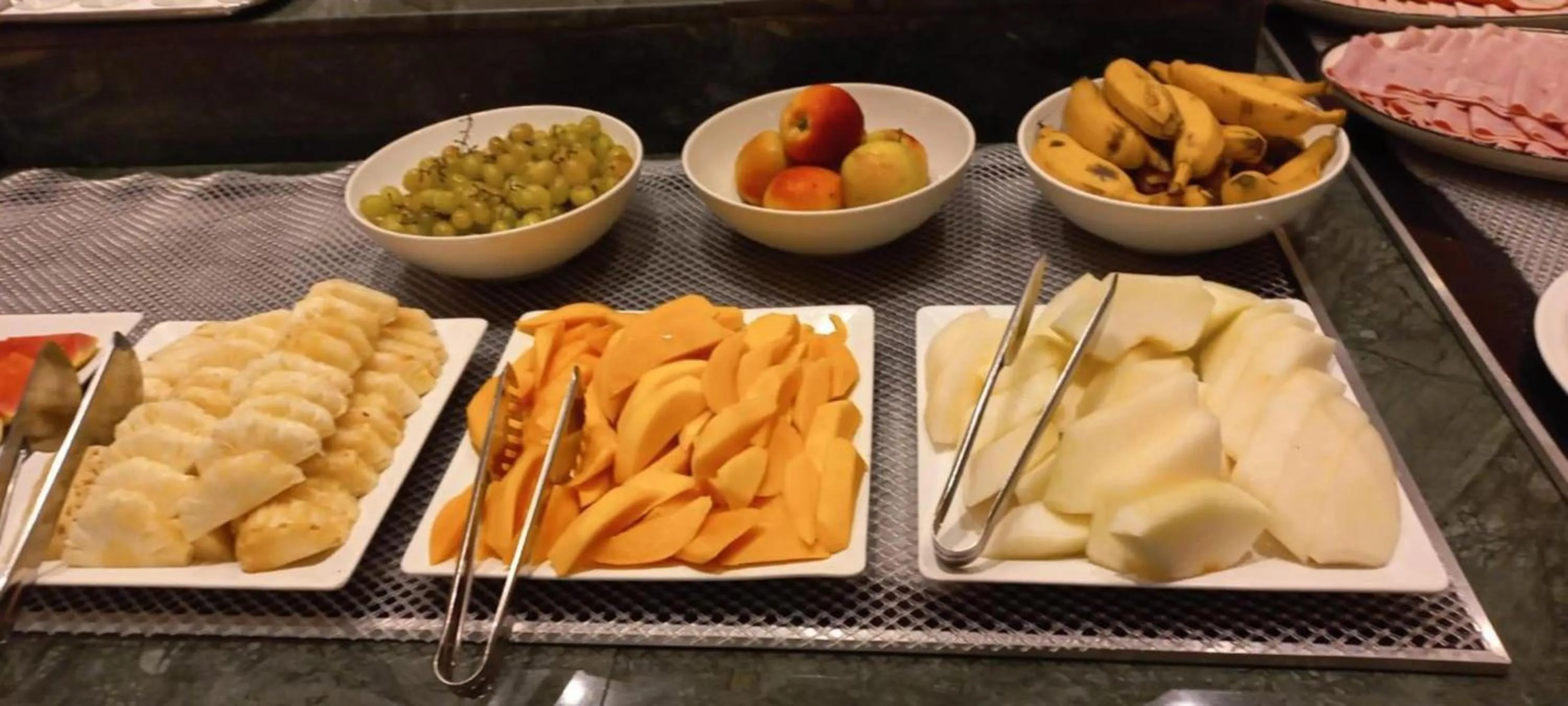 Breakfast in Regency Park Hotel