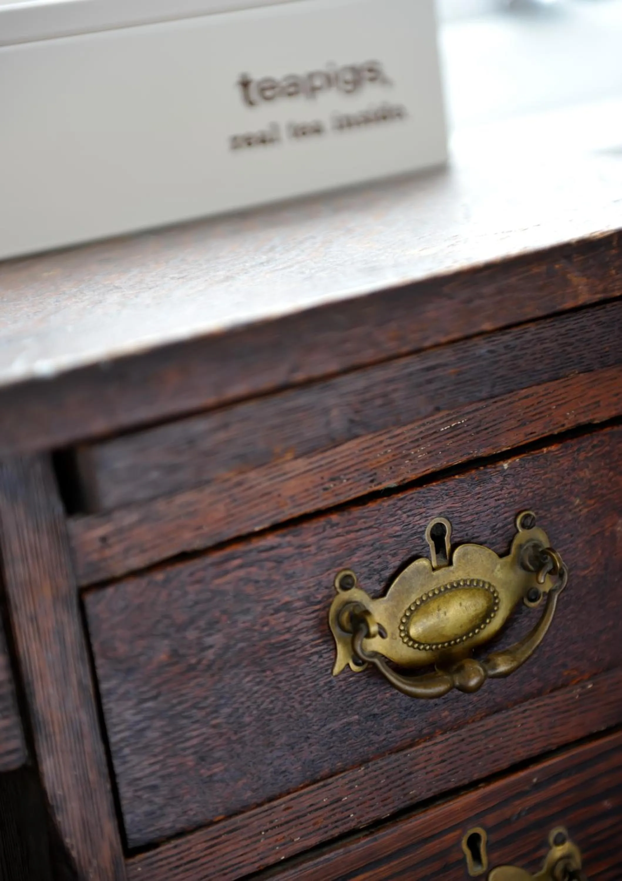 Seating area in Suenos Guesthouse
