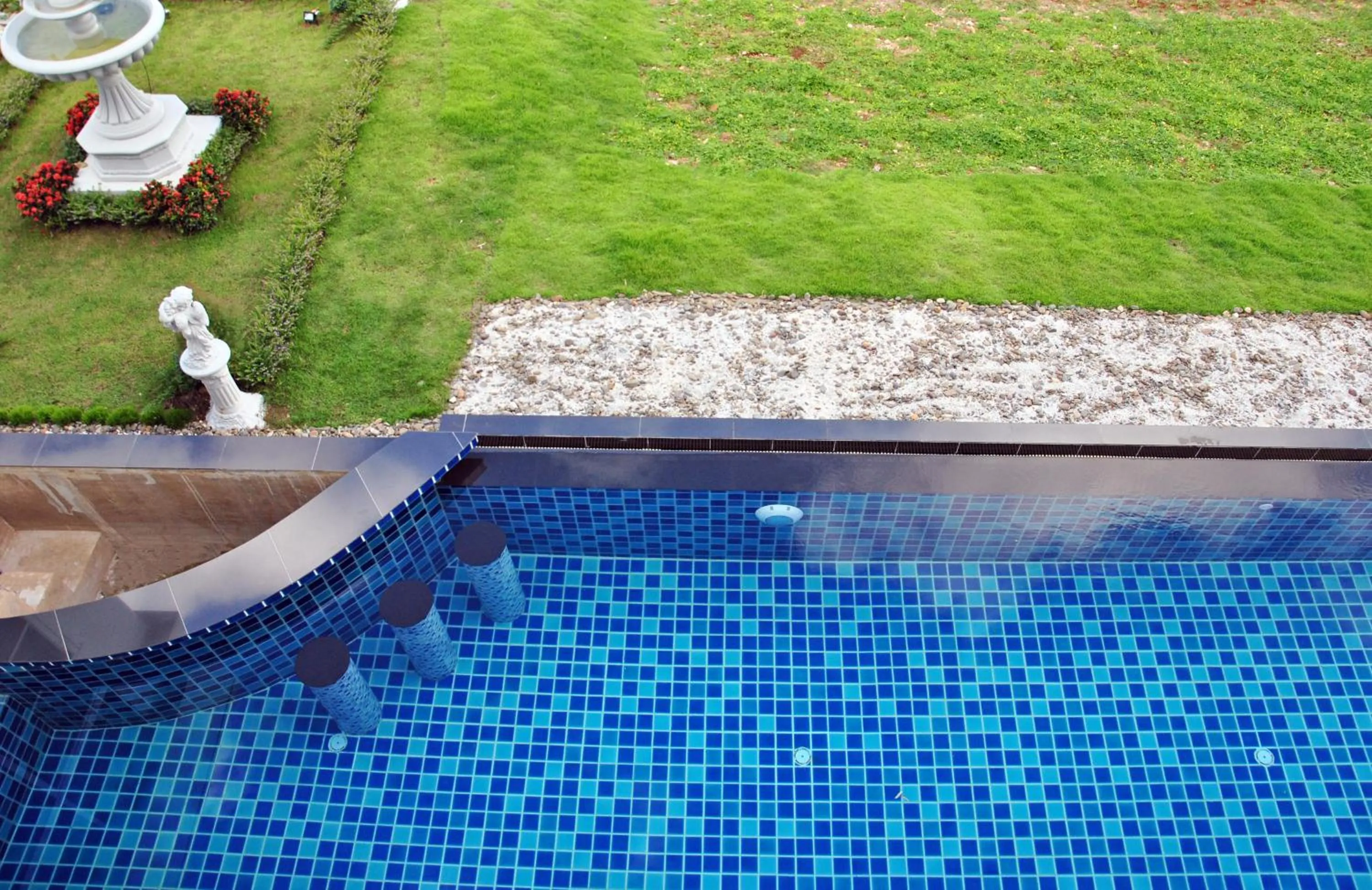 Property building in Pua De View Boutique Resort