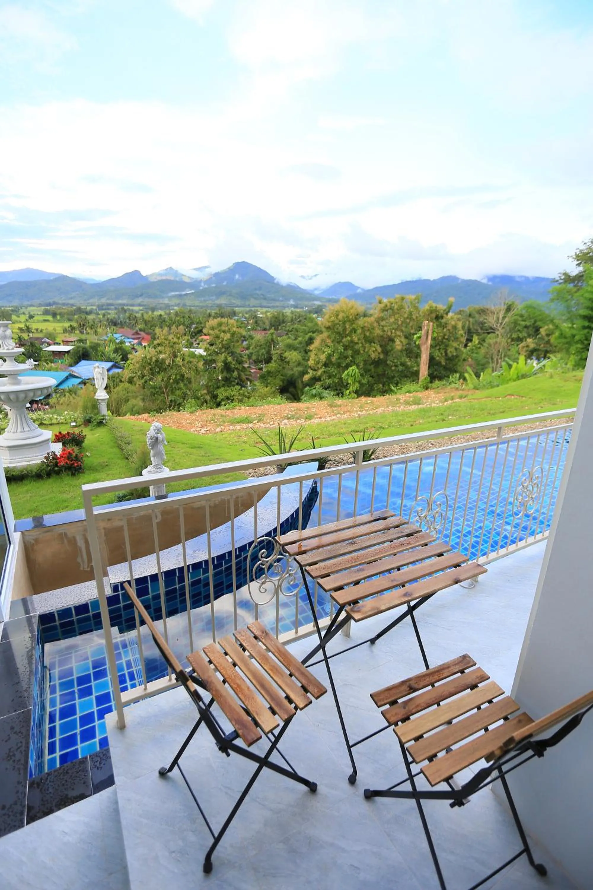 Pua De View Boutique Resort