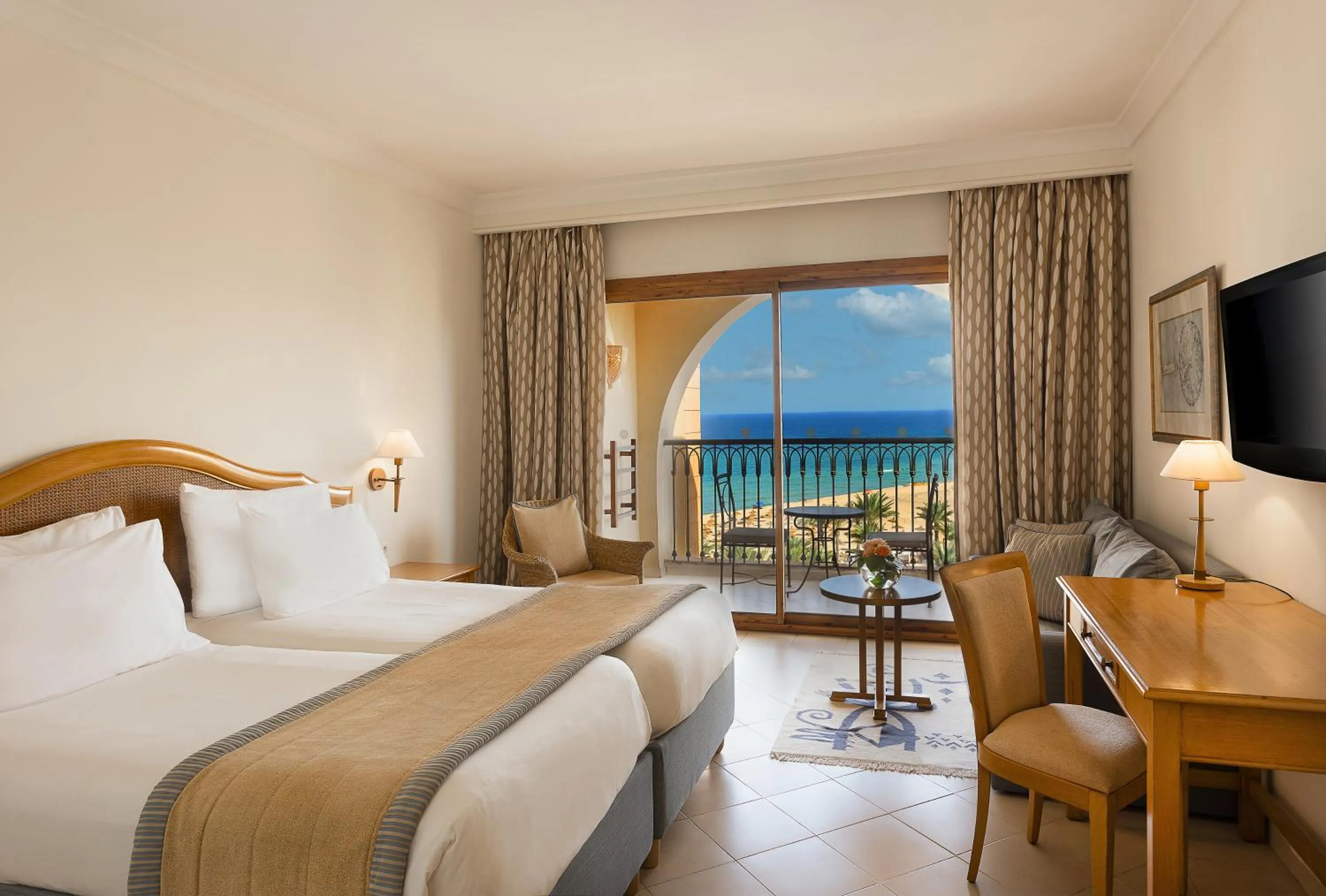 Bed in Mövenpick Resort & Marine Spa Sousse