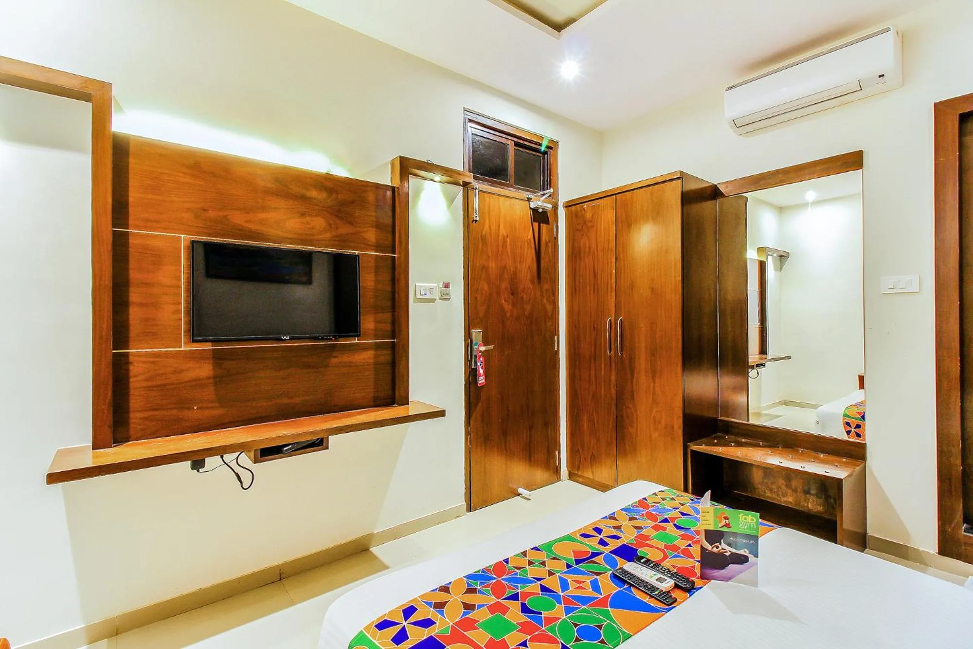 Bed in Via Empire Suite