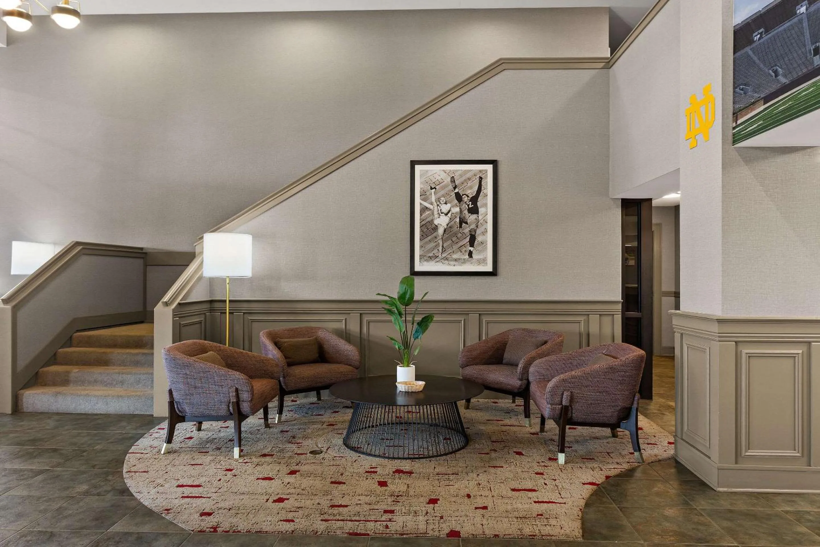 Lobby or reception in Wingate by Wyndham South Bend - Notre Dame