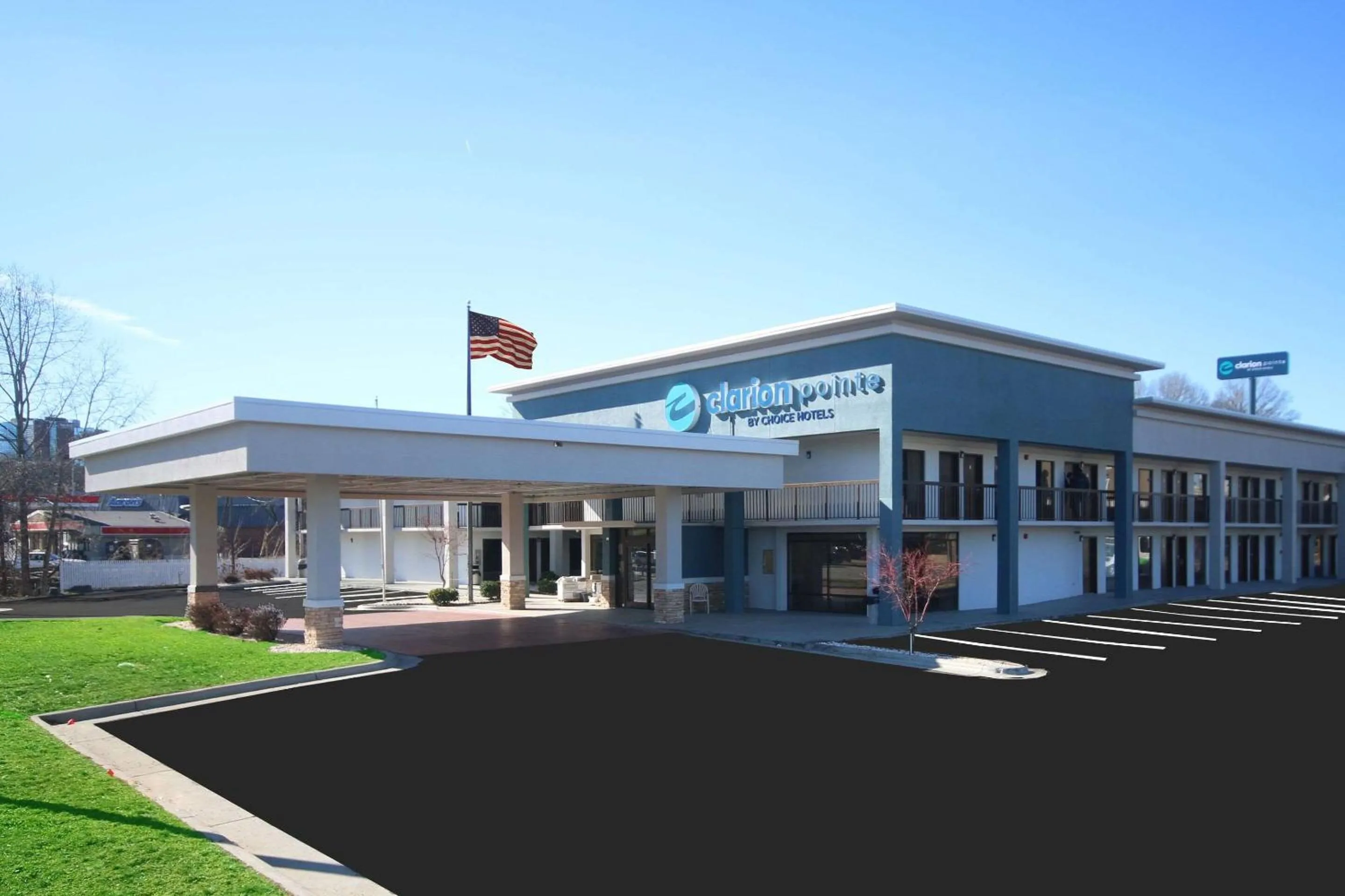 Property building in Clarion Pointe Statesville