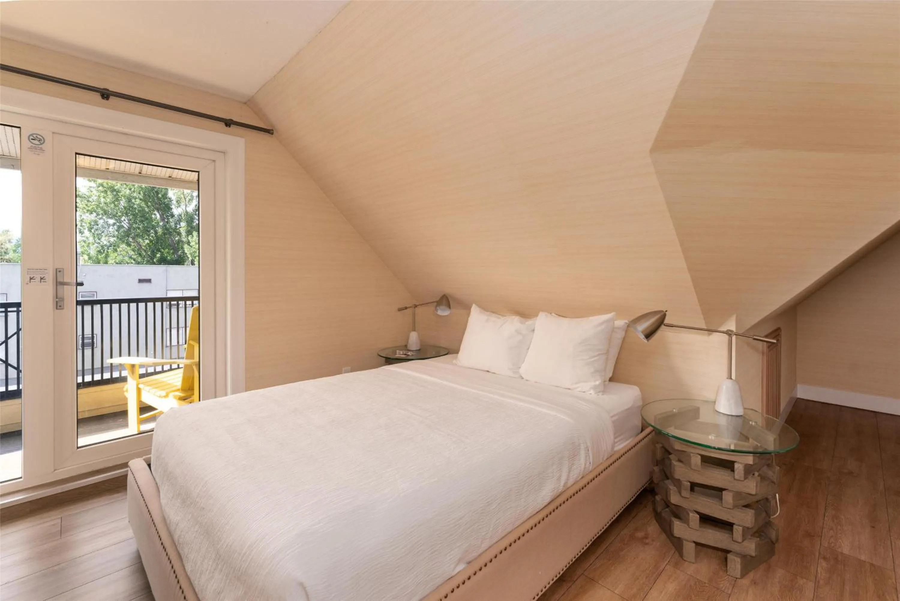 Bedroom, Bed in Prestige Beach House, WorldHotels Crafted