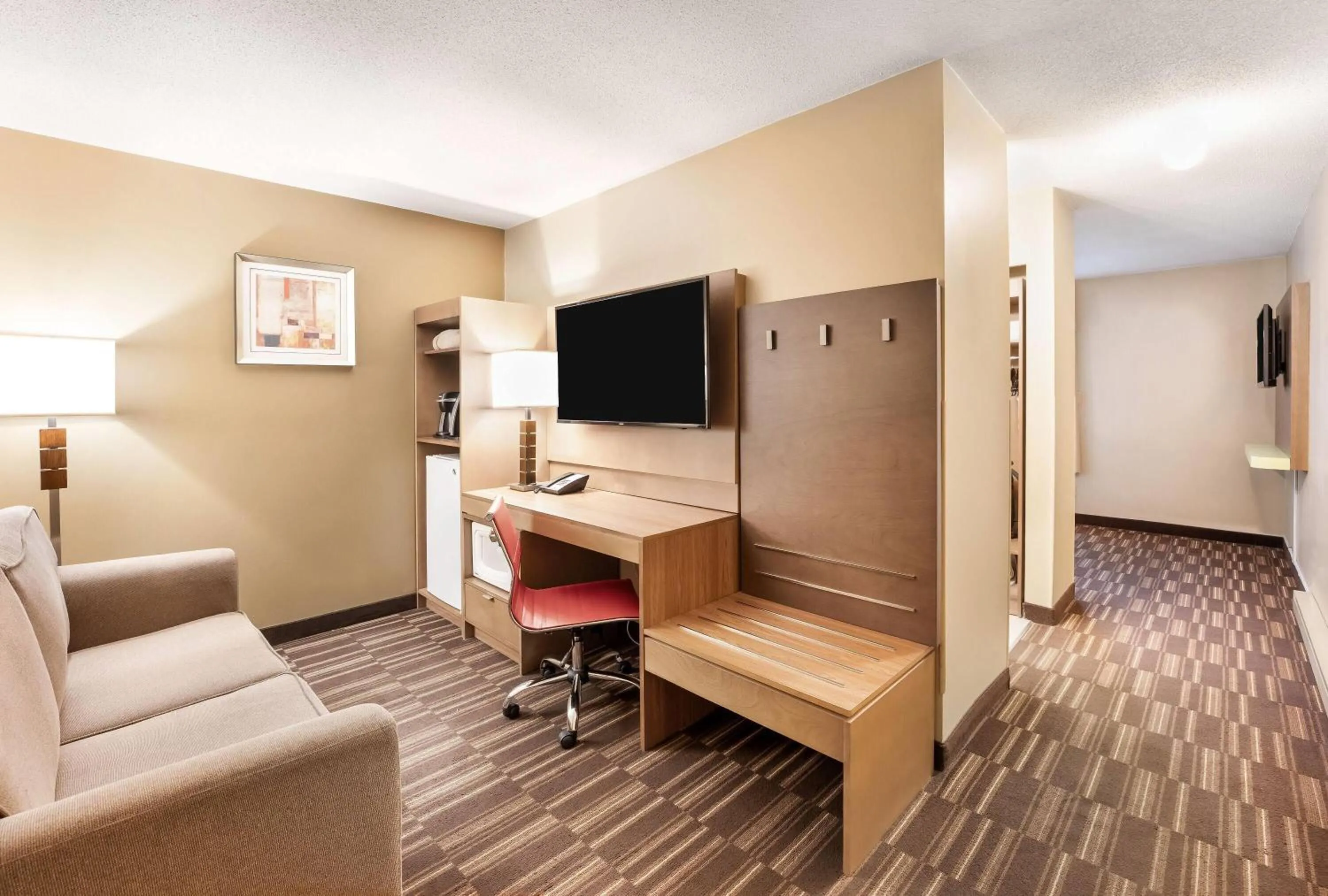 Bed in Days Inn by Wyndham Nanaimo