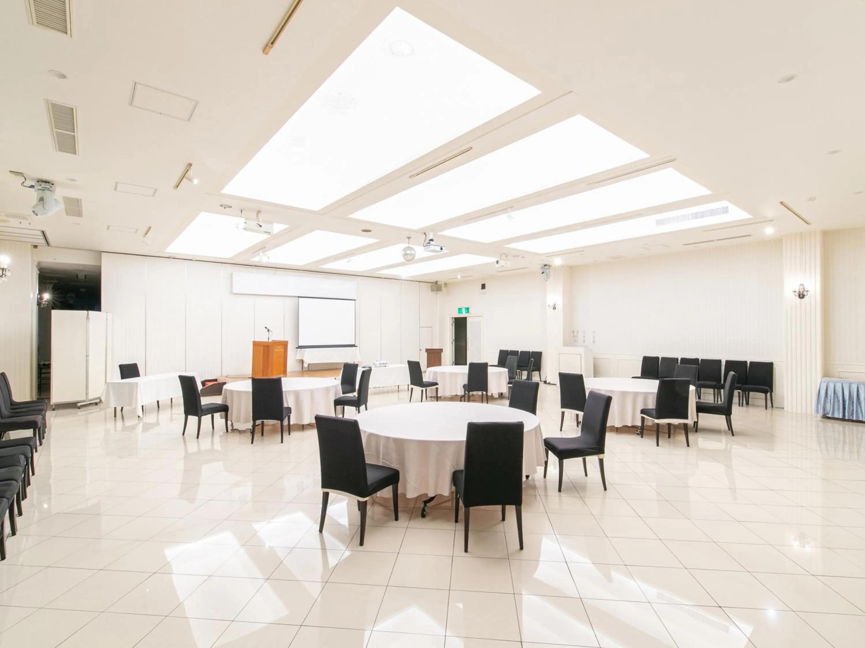 Restaurant/places to eat in Hotel Verfort Hyuga