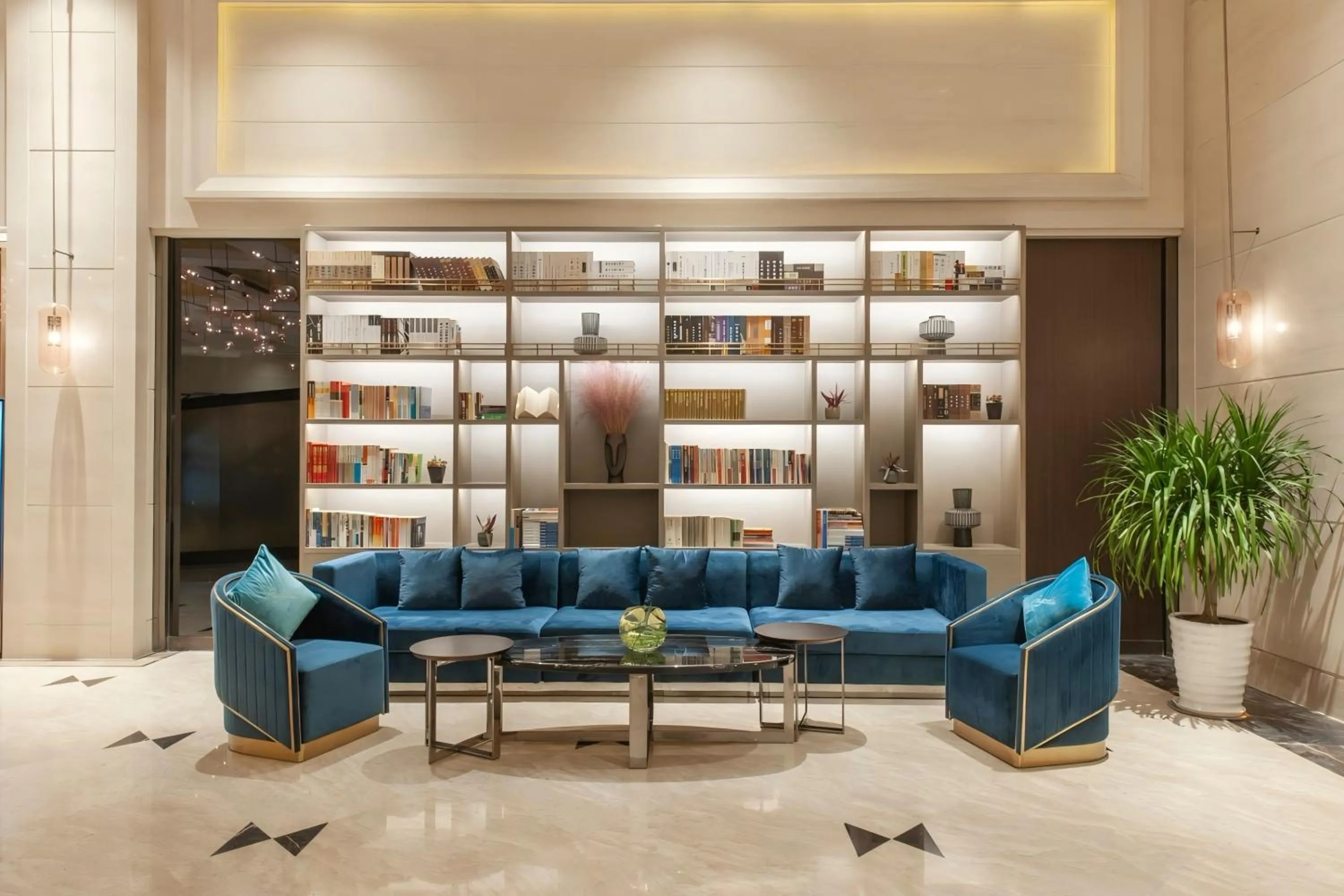 Lobby or reception in Shanghai Baixia Pagoda Hotel