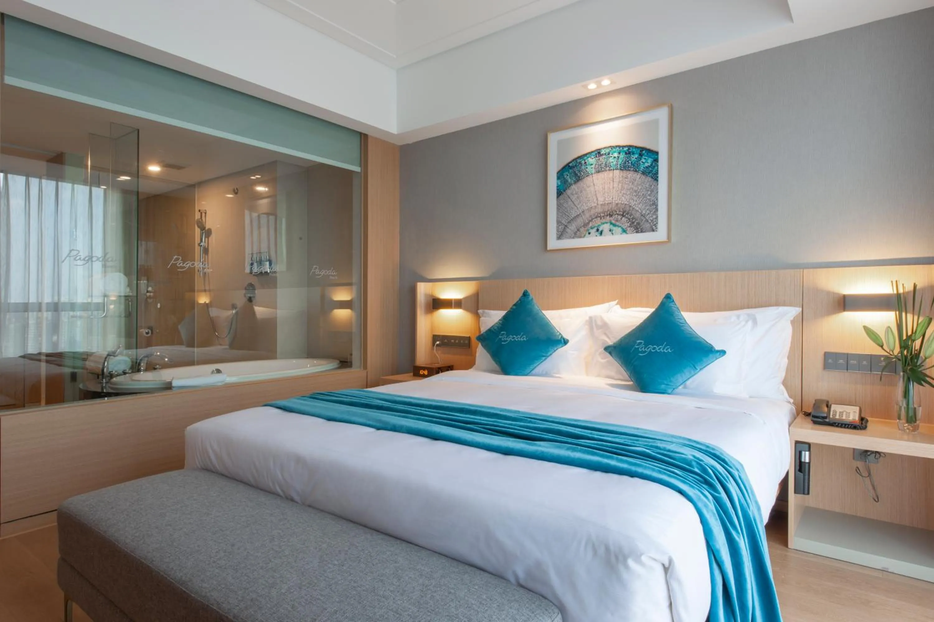 Bed in Shanghai Baixia Pagoda Hotel