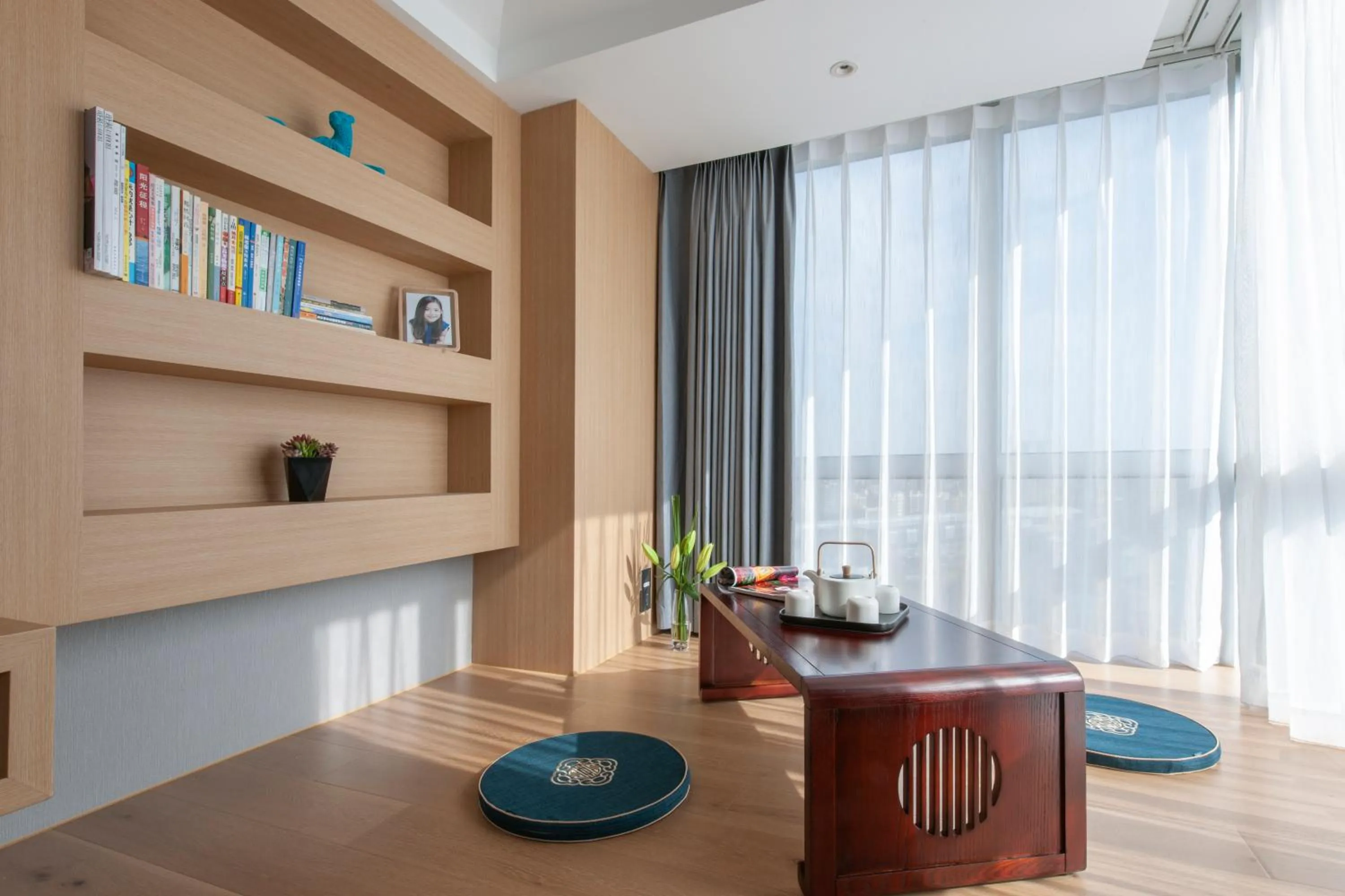 Library in Shanghai Baixia Pagoda Hotel