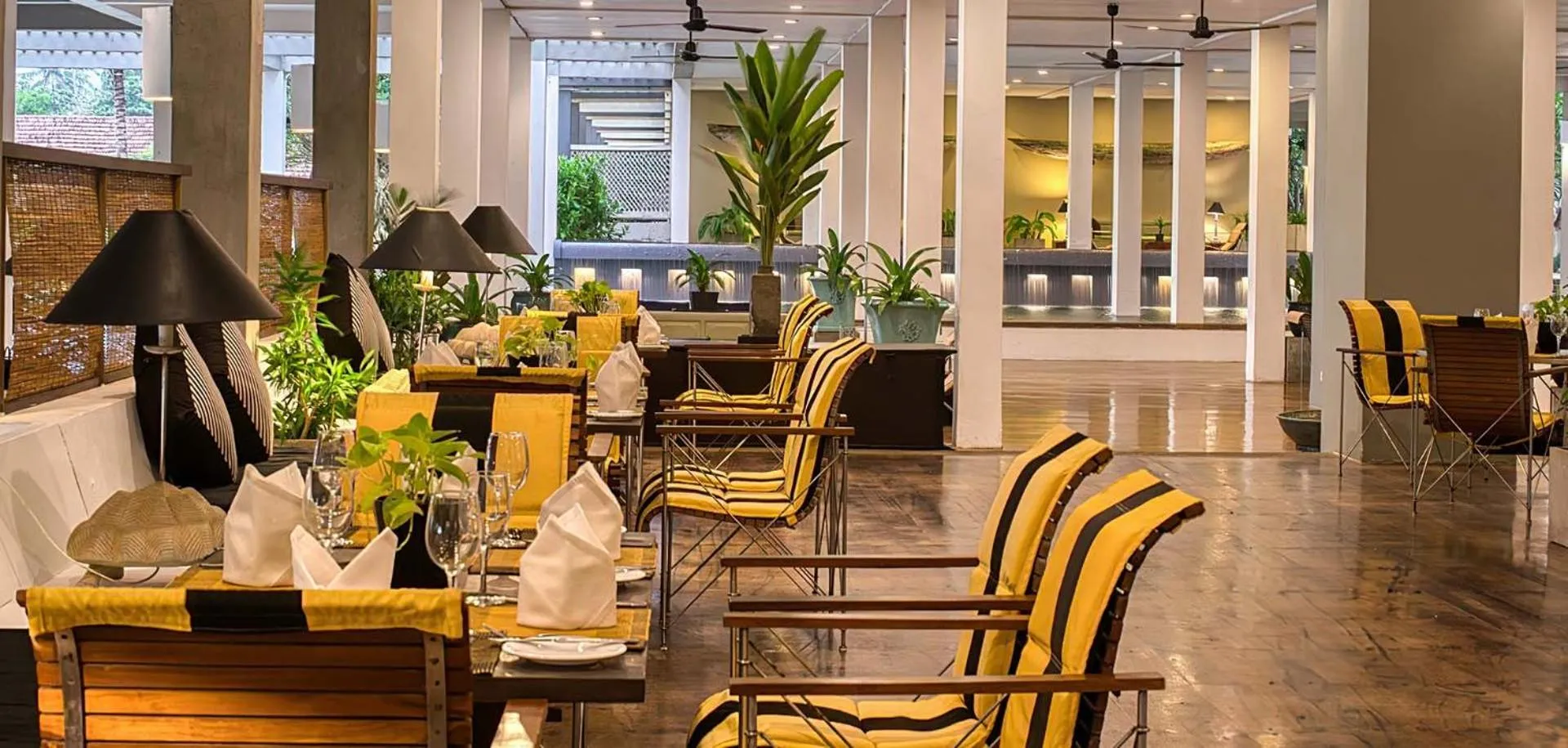 Restaurant/places to eat in The Blue Water - Geoffrey Bawa Heritage Resort Hotel