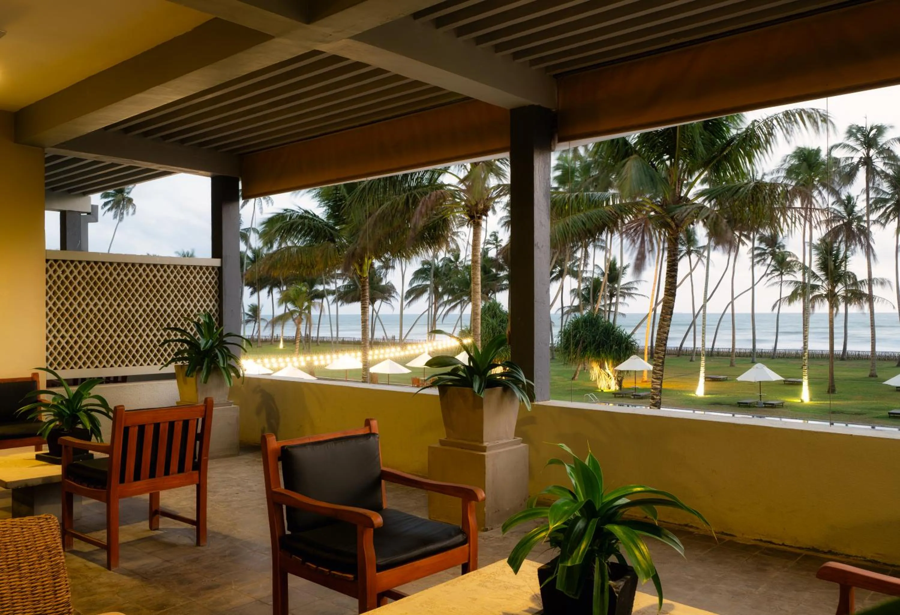 Day in The Blue Water - Geoffrey Bawa Heritage Resort Hotel