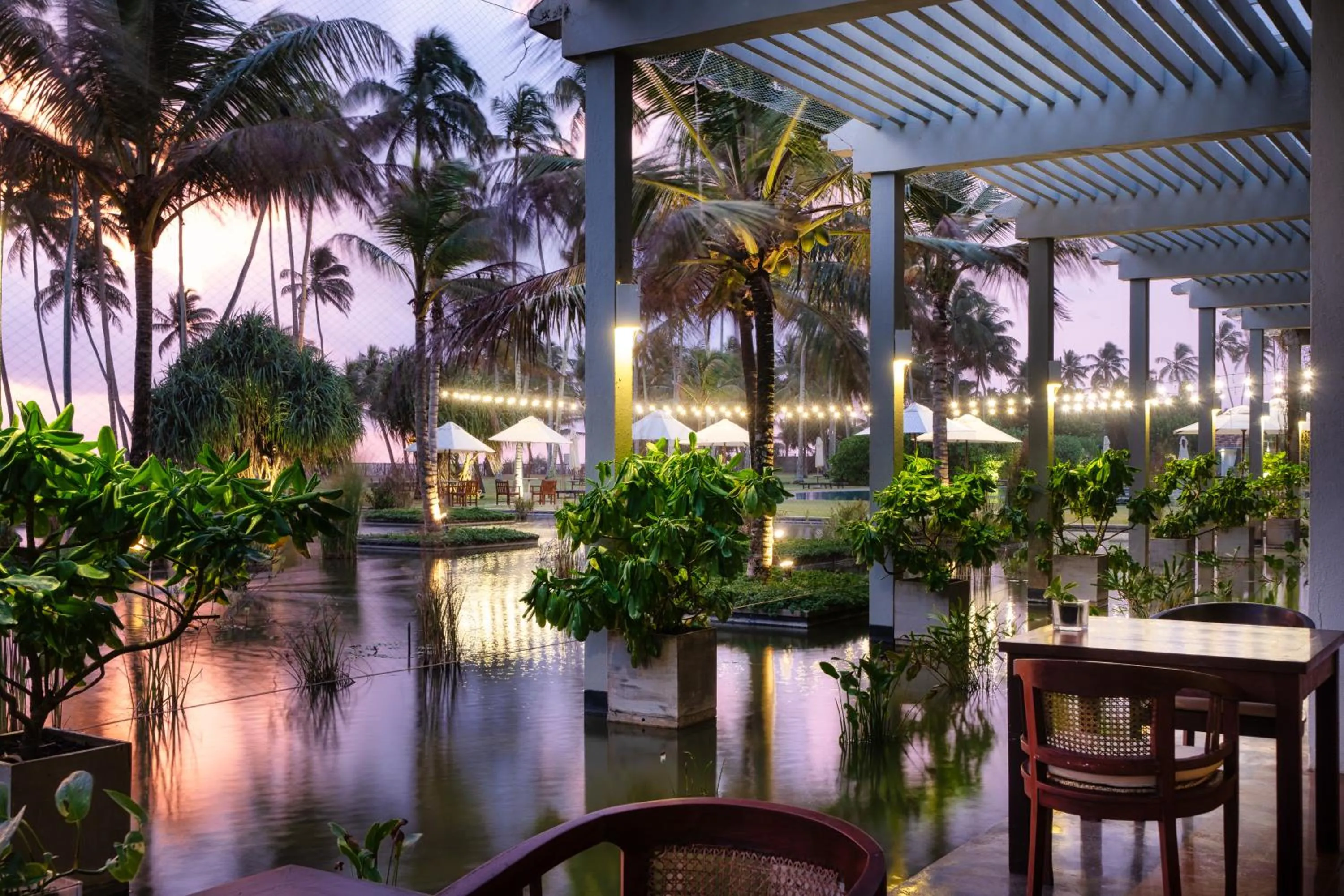 Day in The Blue Water - Geoffrey Bawa Heritage Resort Hotel