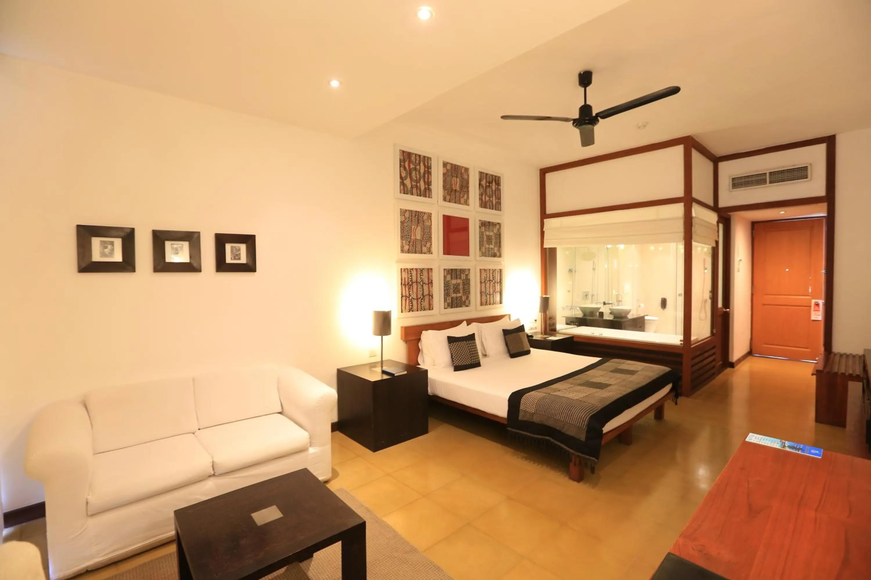 Photo of the whole room, Bed in The Blue Water - Geoffrey Bawa Heritage Resort Hotel