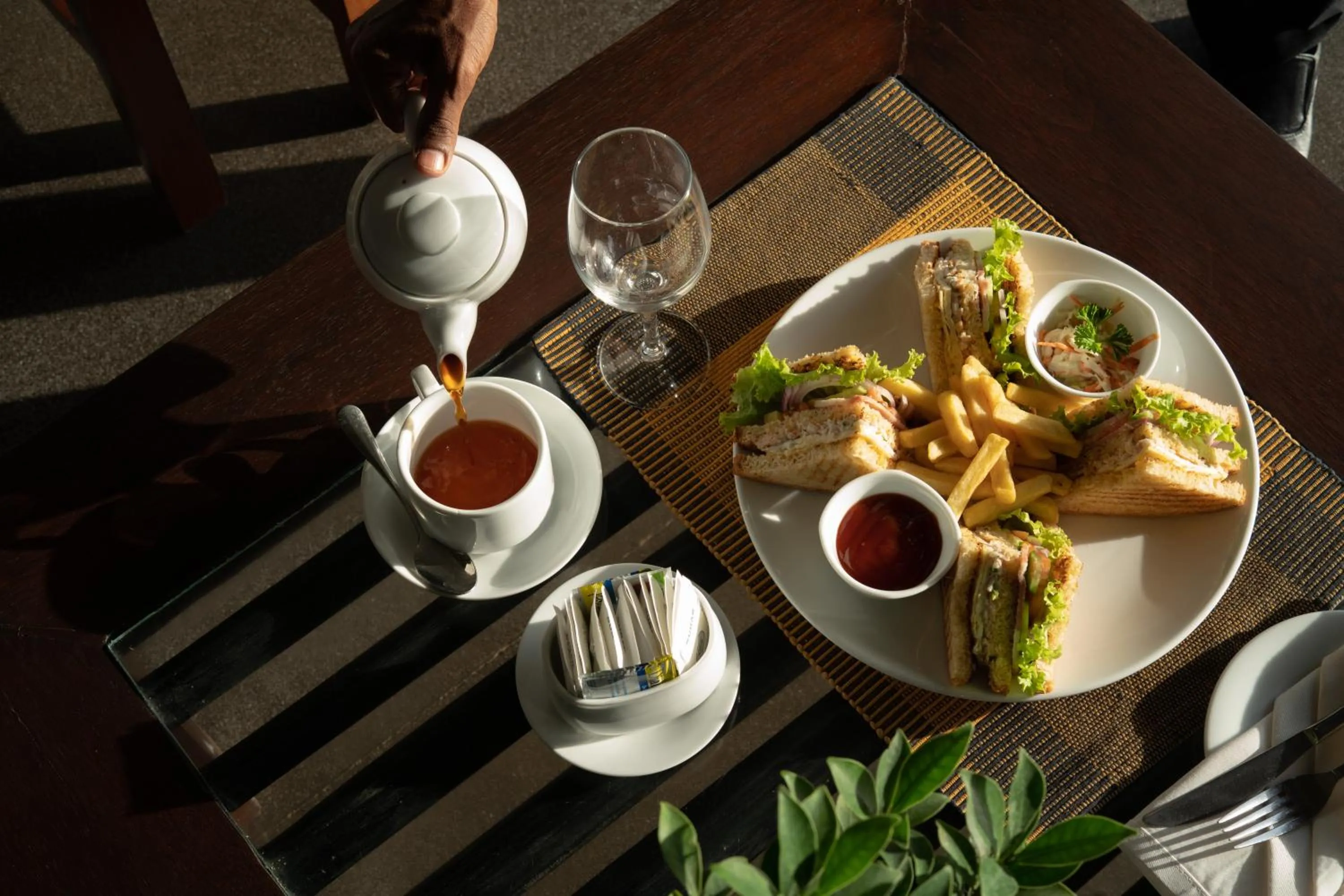 Food and drinks in The Blue Water - Geoffrey Bawa Heritage Resort Hotel