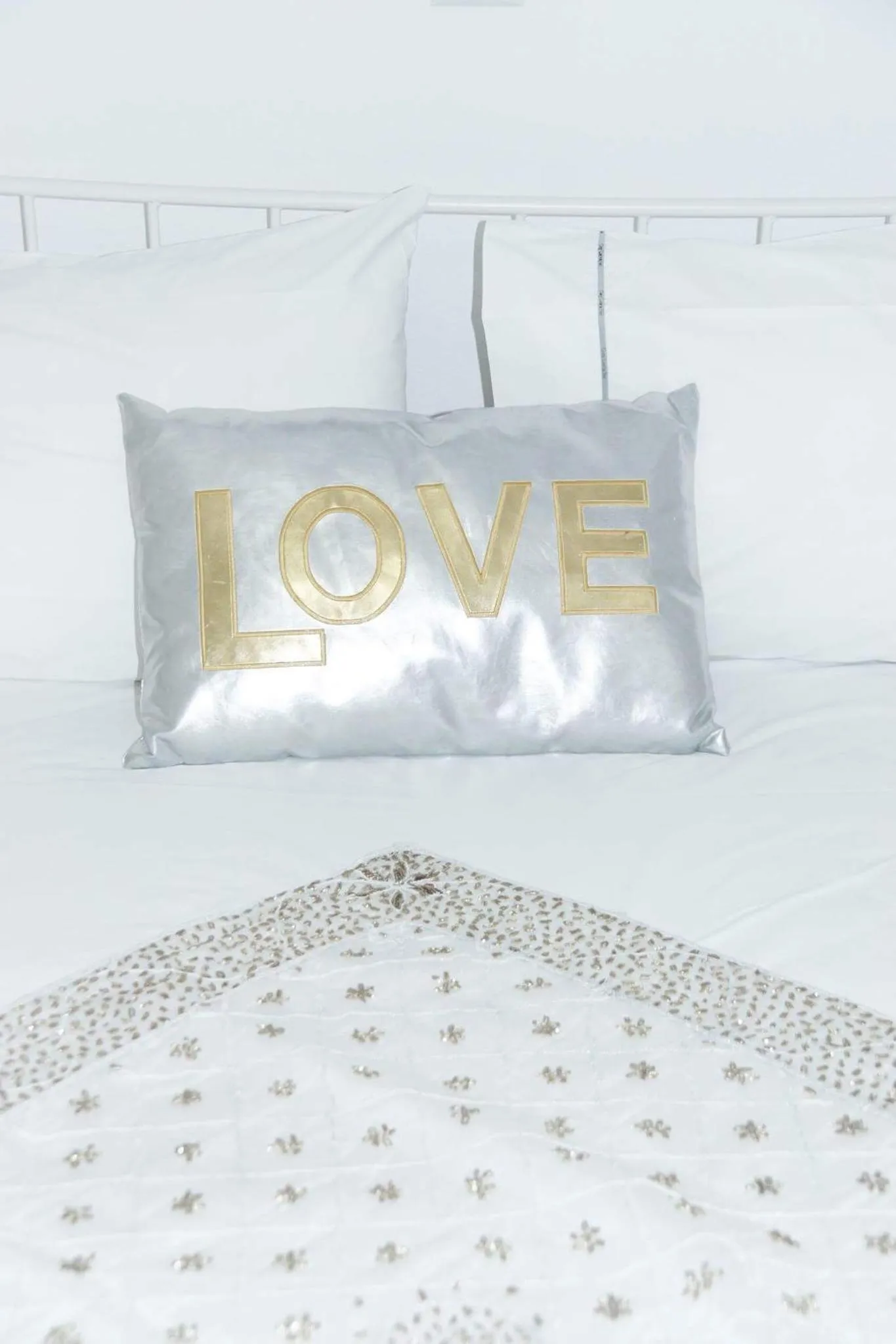 Photo of the whole room, Bed in Sol Mare Salis