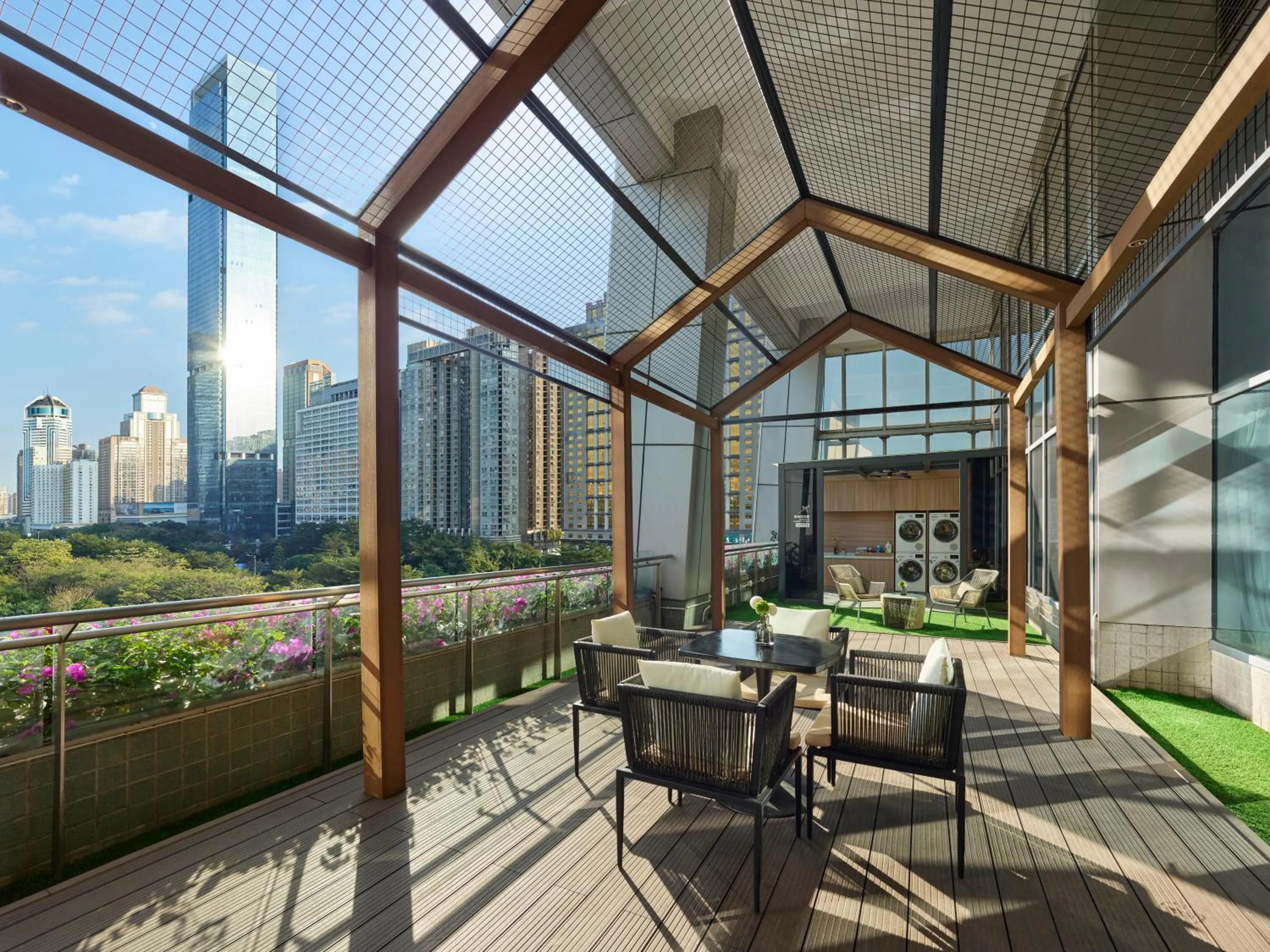 laundry in Shenzhen Grand Skylight Garden Hotel