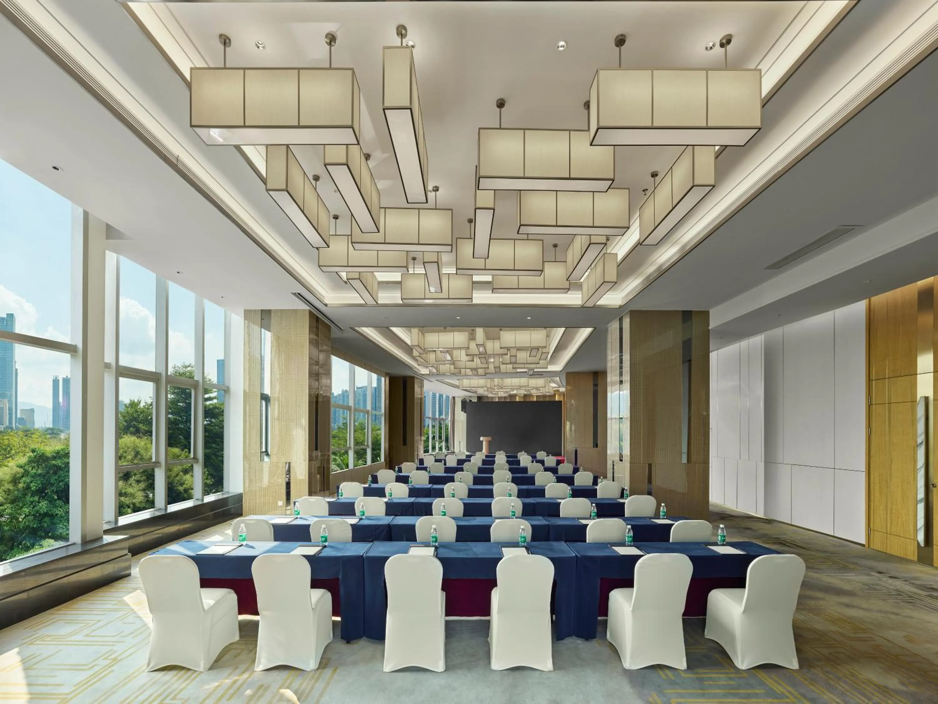 Meeting/conference room in Shenzhen Grand Skylight Garden Hotel