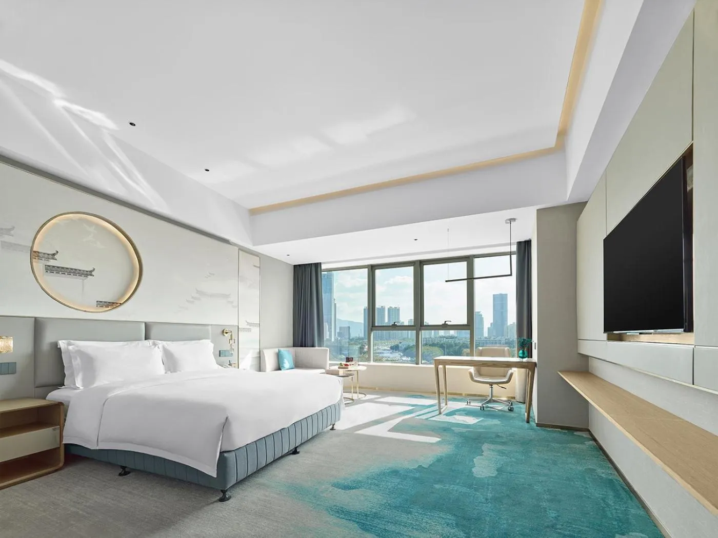 Bed in Shenzhen Grand Skylight Garden Hotel