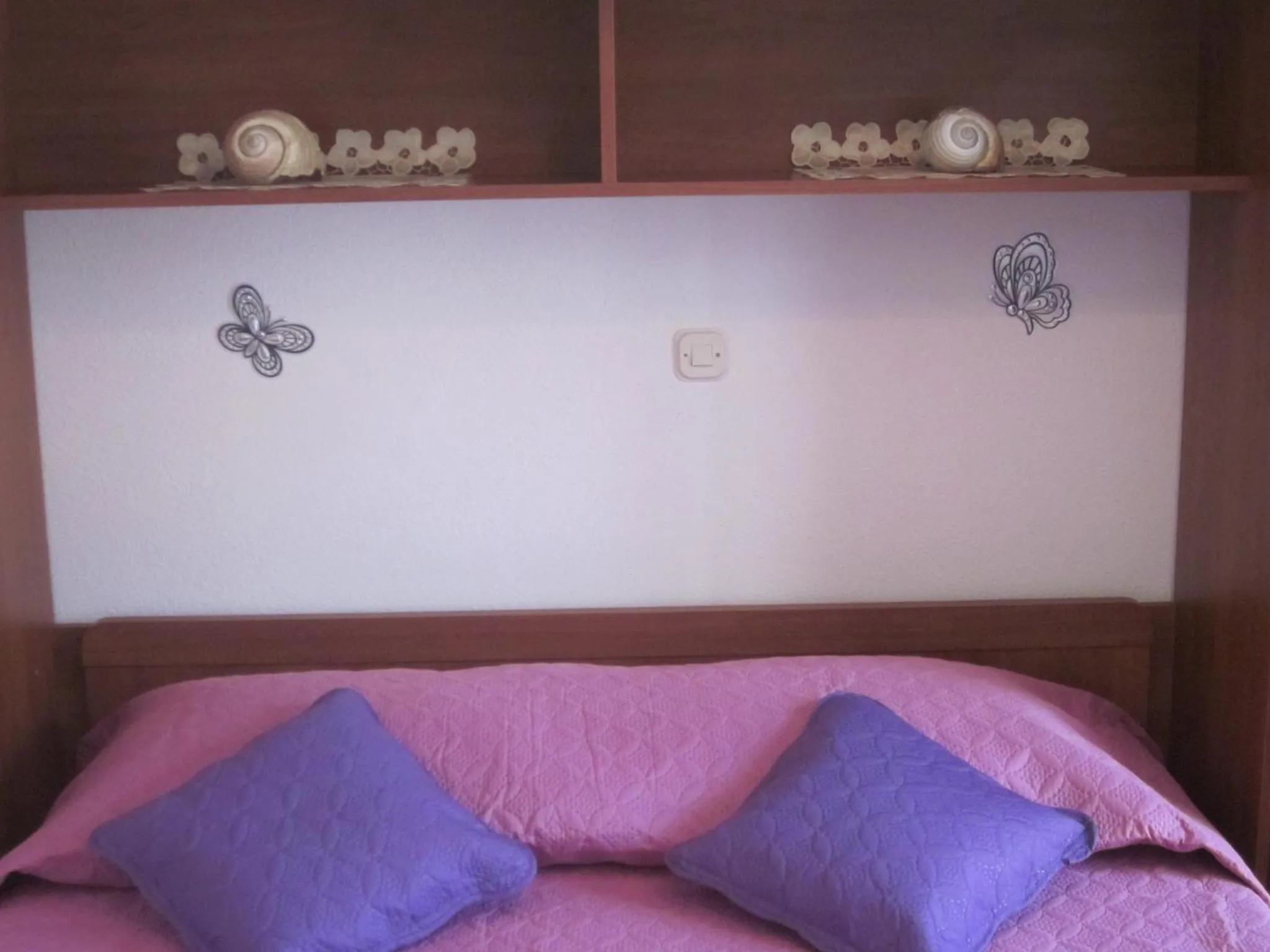 Bed in Apartments Kresic