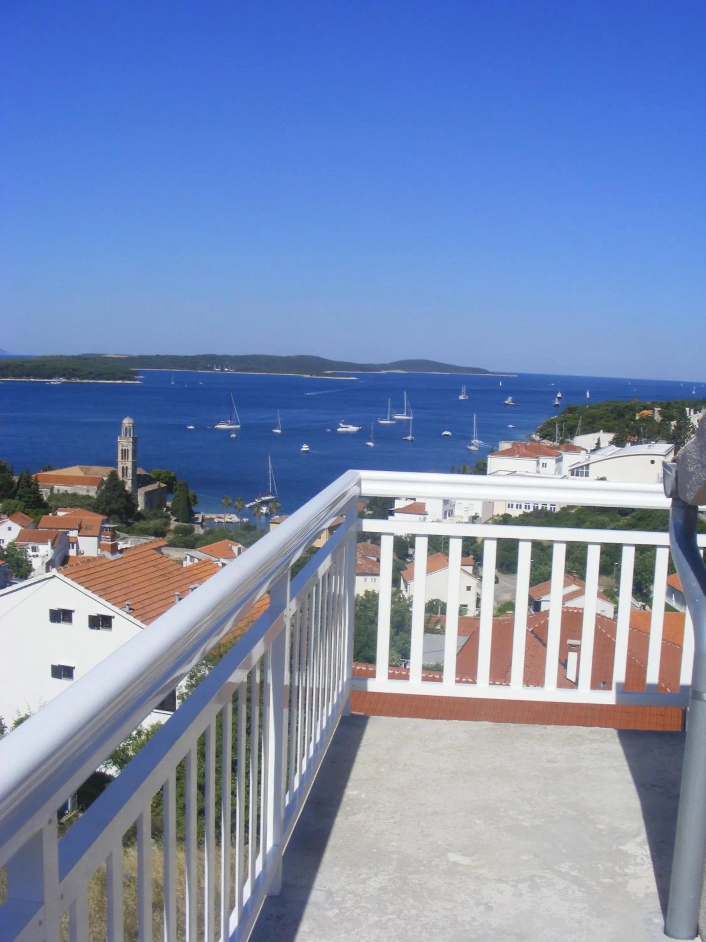 Day in Apartments Kresic