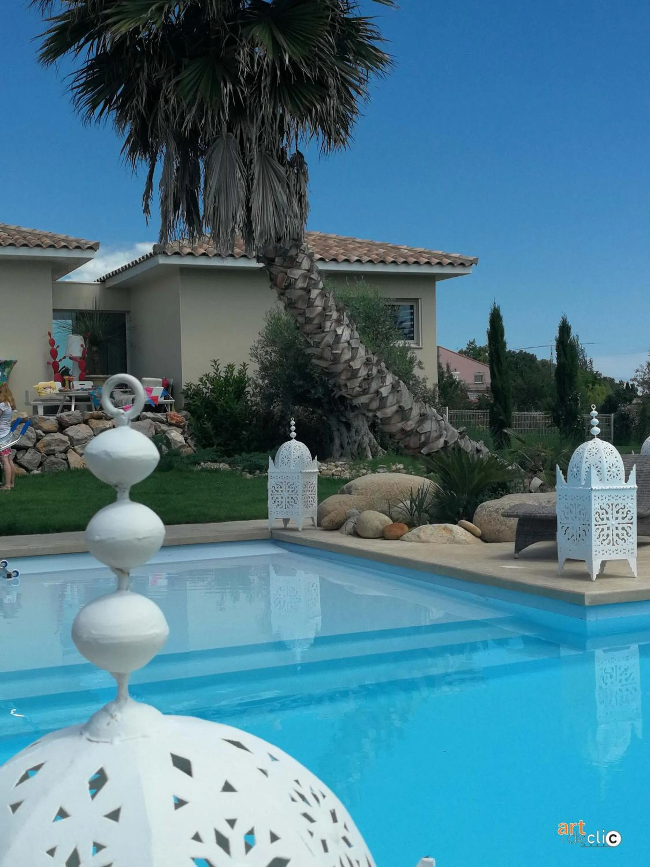 Swimming pool in Escapades Lointaines