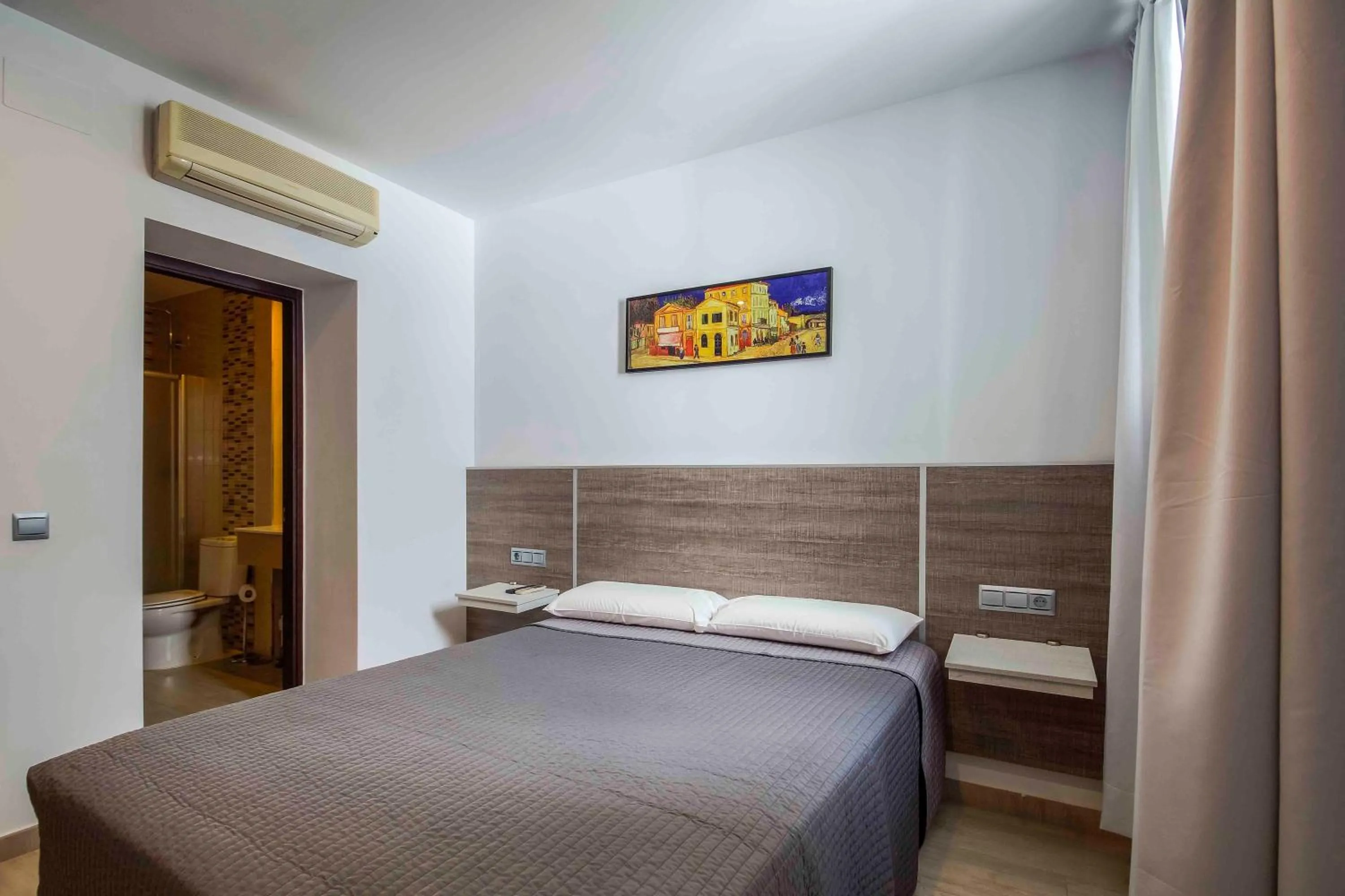 Bed in Hostal Campito