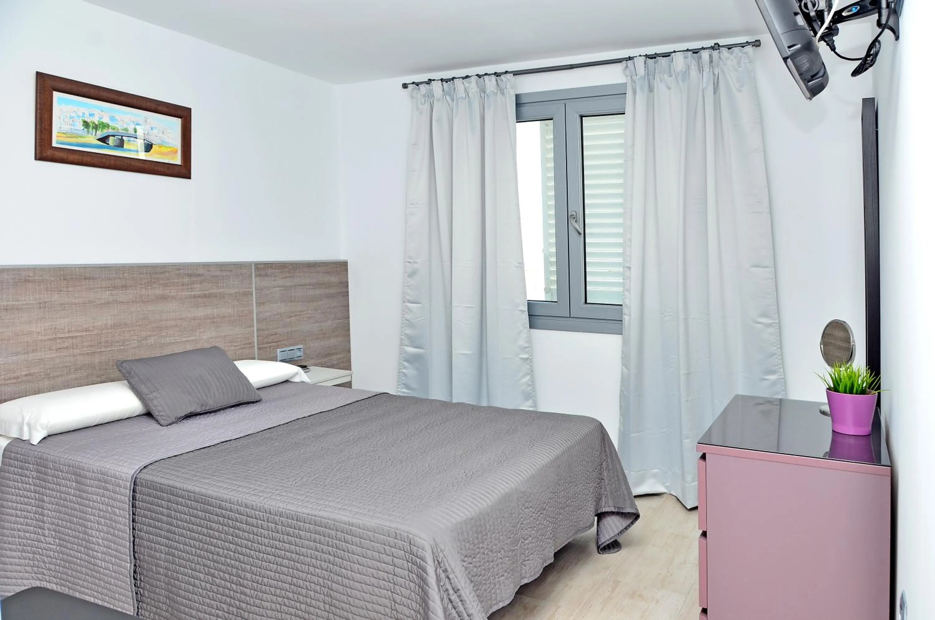 Photo of the whole room, Bed in Hostal Campito