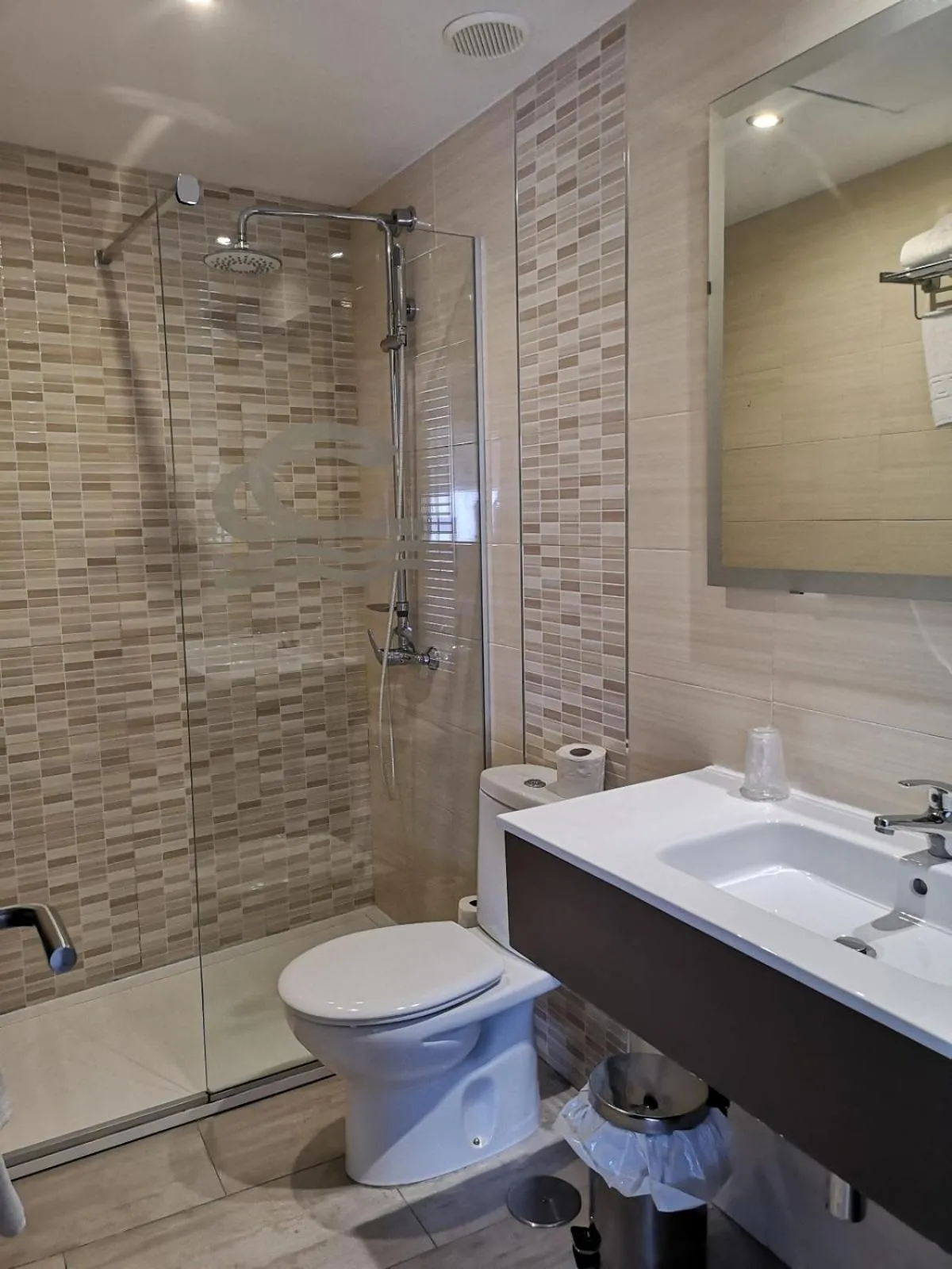 Bathroom in Hostal Campito