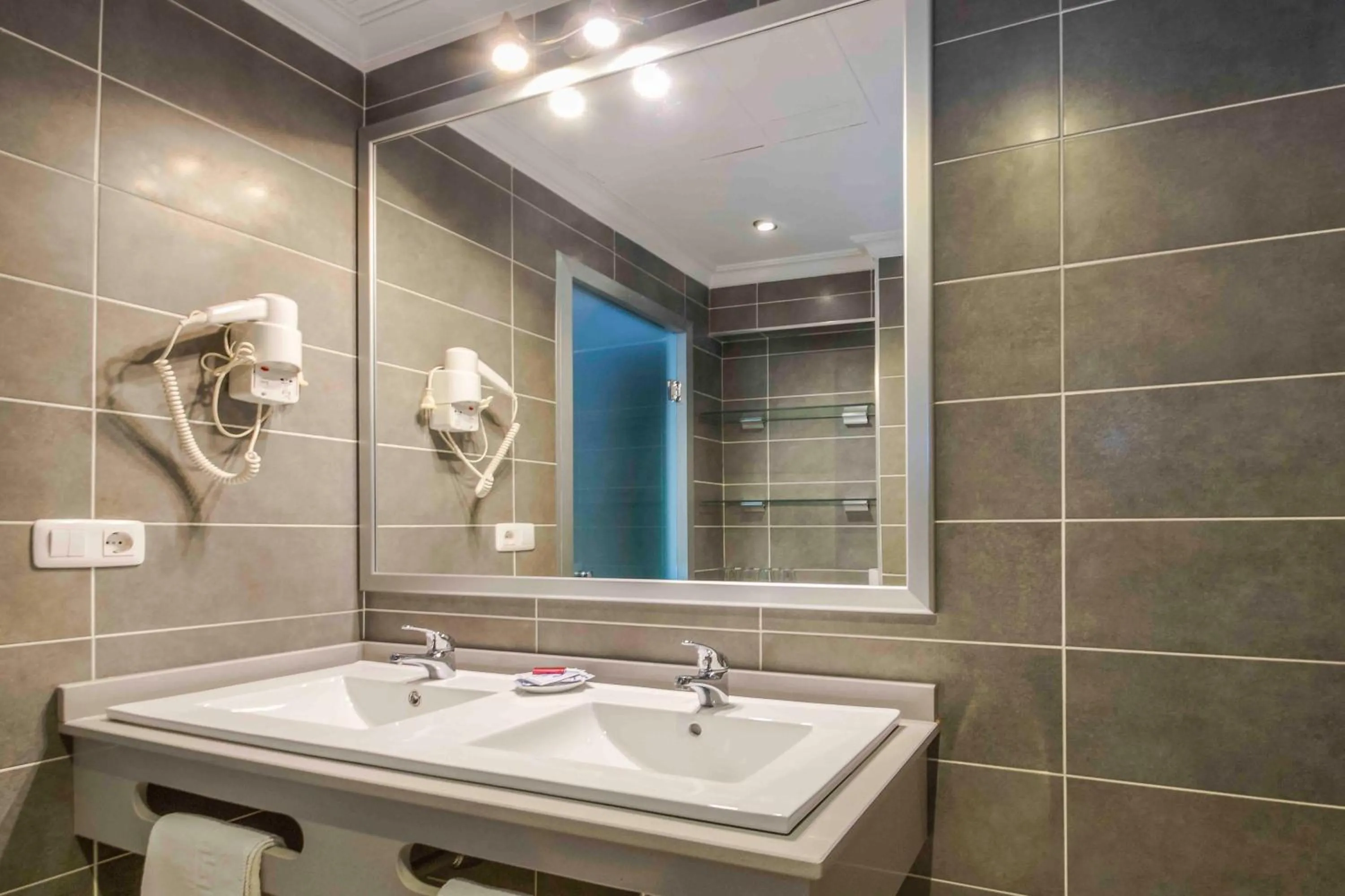 Bathroom in Hostal Campito