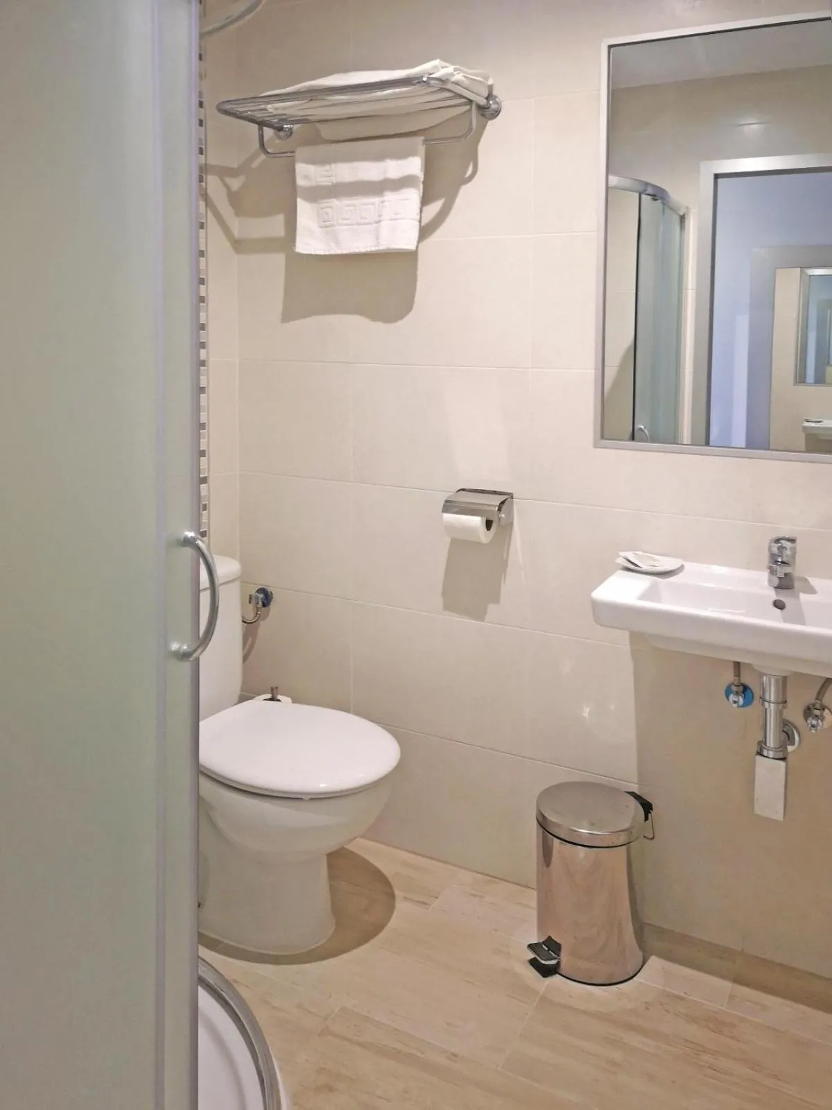 Bathroom in Hostal Campito